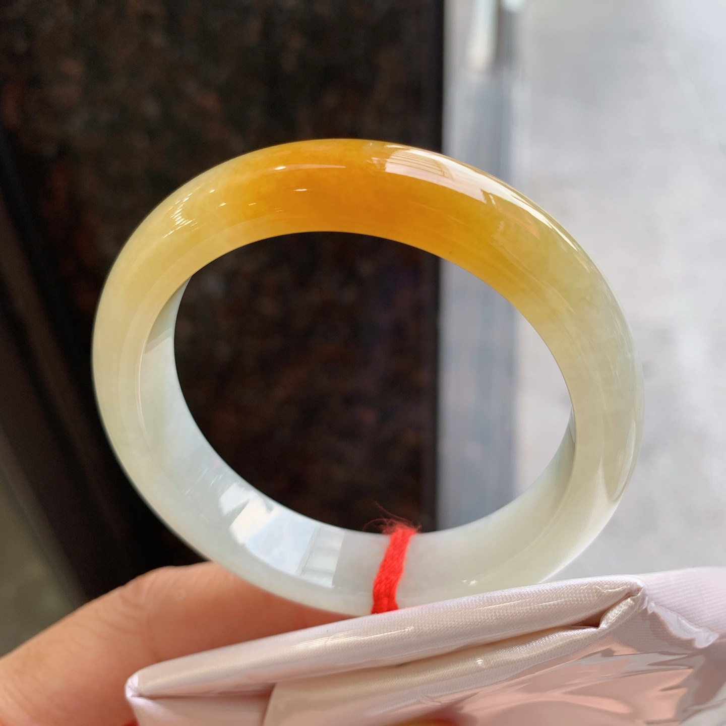 正圈冰黄翡 无裂 尺寸：50.8/12/7.8 色好