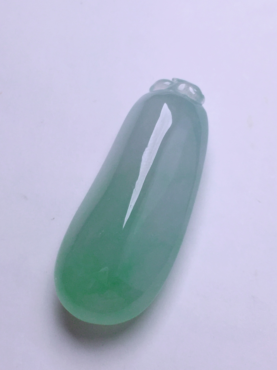 ️绿福瓜吊坠，晶莹剔透，新颖时尚，无裂，41-17-11
