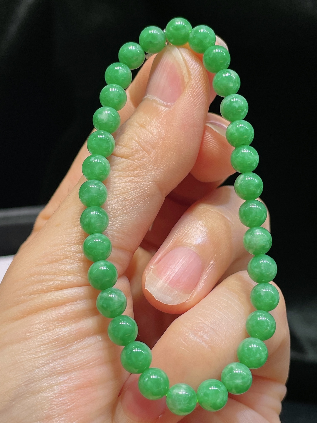 阳绿手串，老种起光，细底通透，尺寸：6.3mm0725