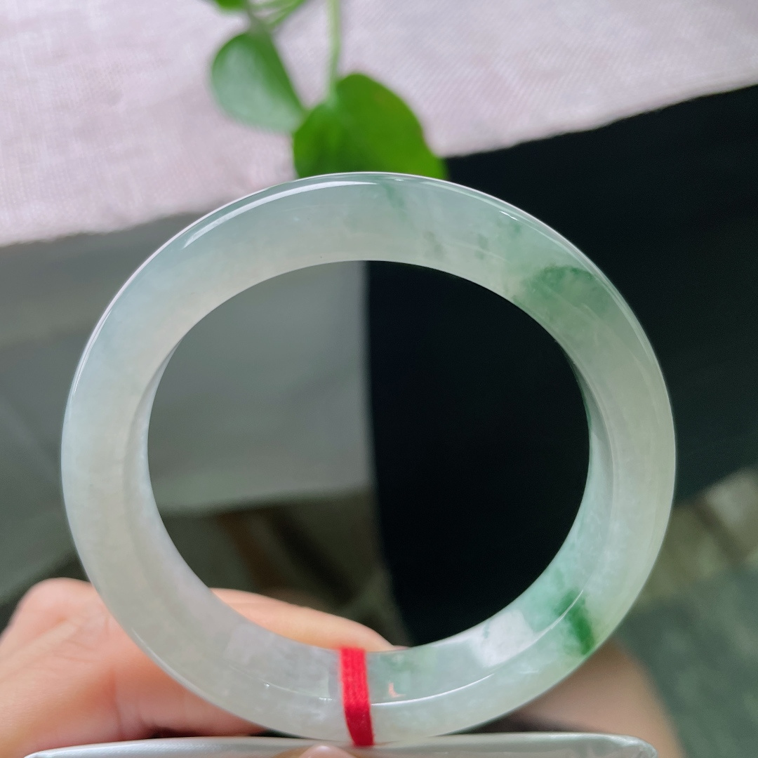53.5/11.4/7.4，飘花正圈，水头好，种老，花开富贵，落落大方，有纹，56029a