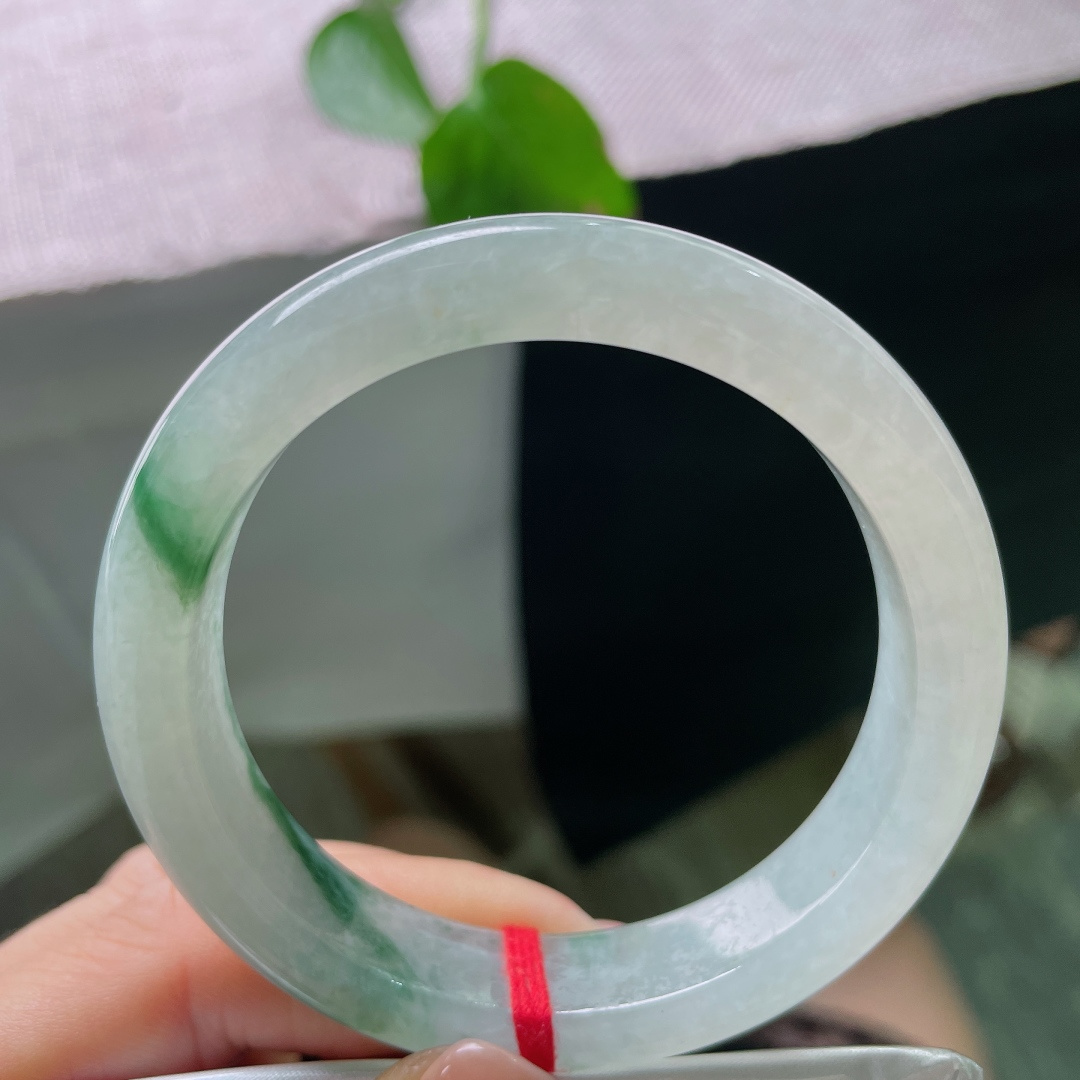53.5/11.4/7.4，飘花正圈，水头好，种老，花开富贵，落落大方，有纹，56029a