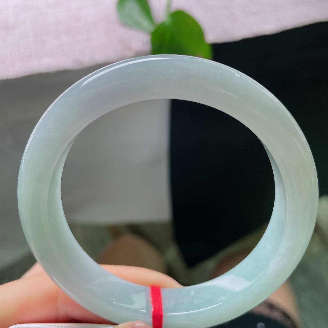 57.8/12.1/8.6，蓝底正圈，水润细腻，温婉可人，婉间风华，有棉线，56391a