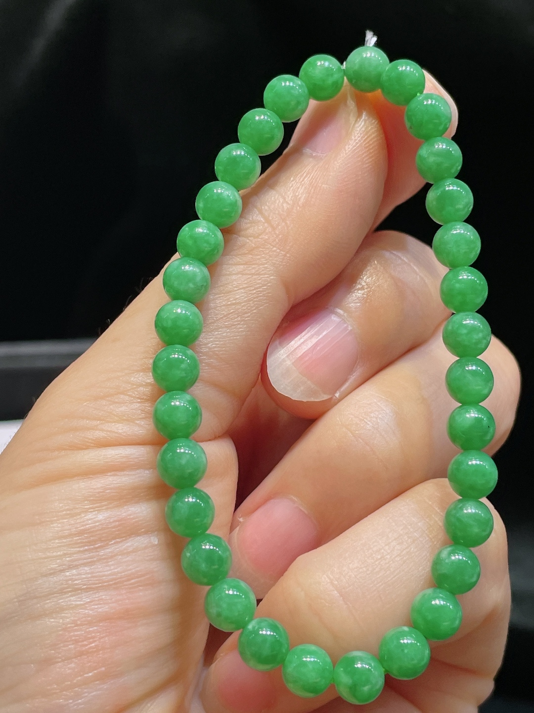 阳绿手串，老种起光，细底通透，尺寸：6.3mm0725