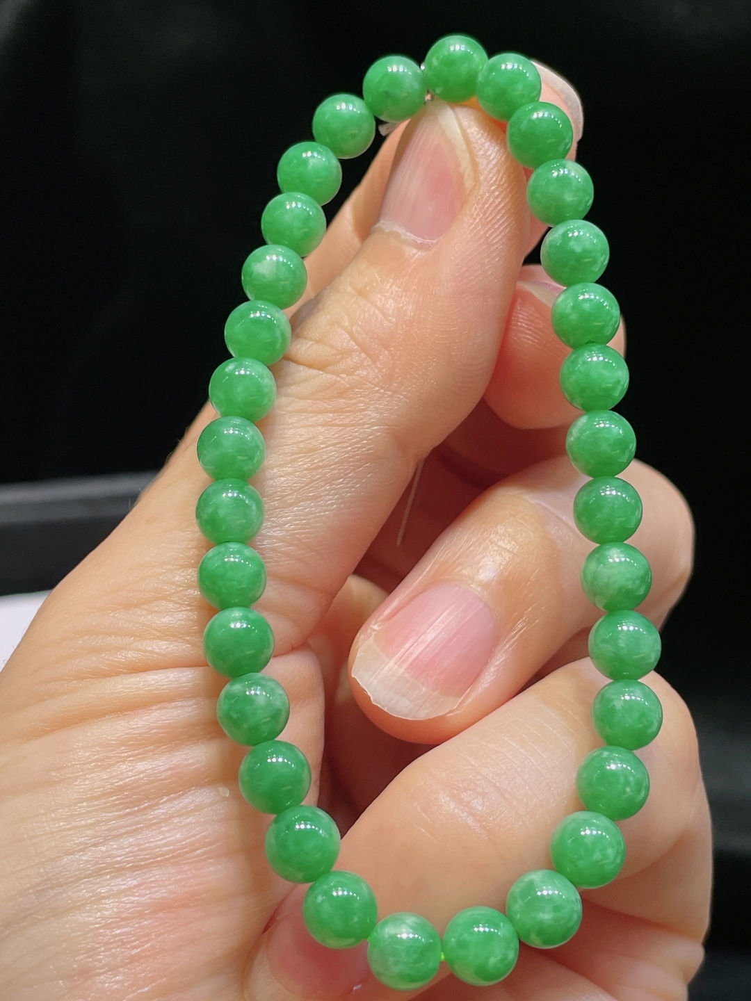 阳绿手串，老种起光，细底通透，尺寸：6.3mm0725