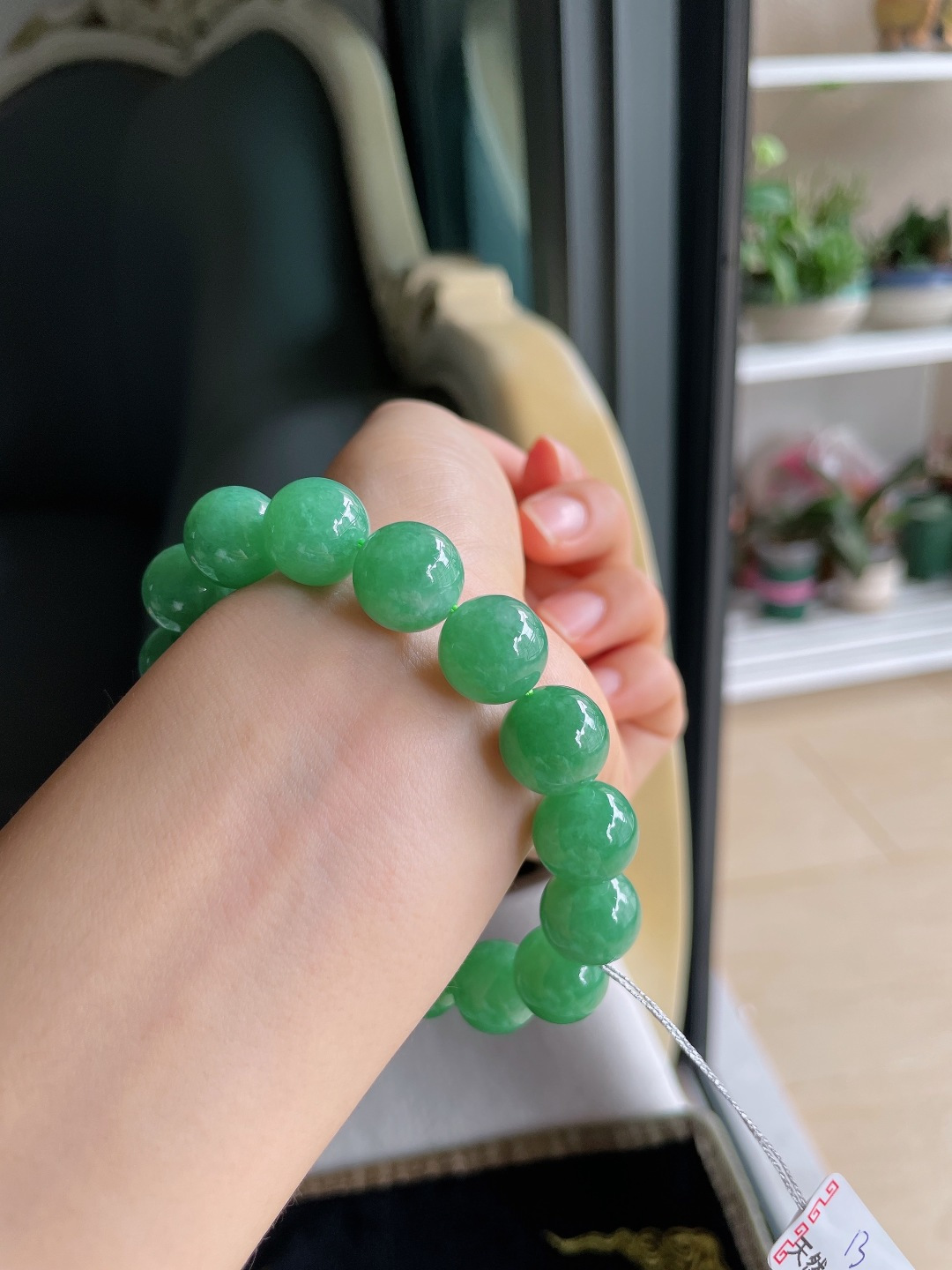 ️，缅甸天然翡翠A货，满绿手串，尺寸：13mm。【编4432】