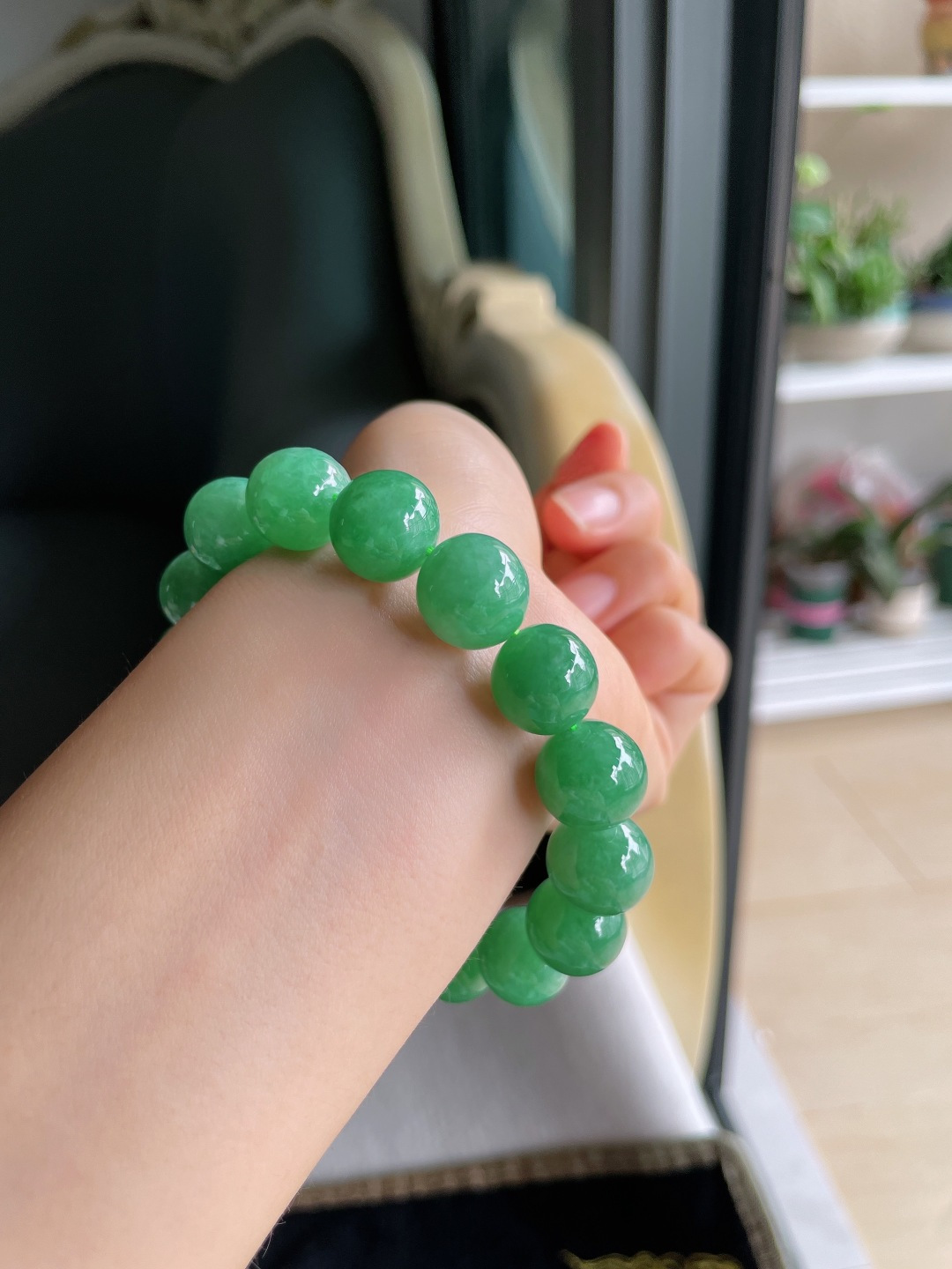 ️，缅甸天然翡翠A货，满绿手串，尺寸：13mm。【编4432】