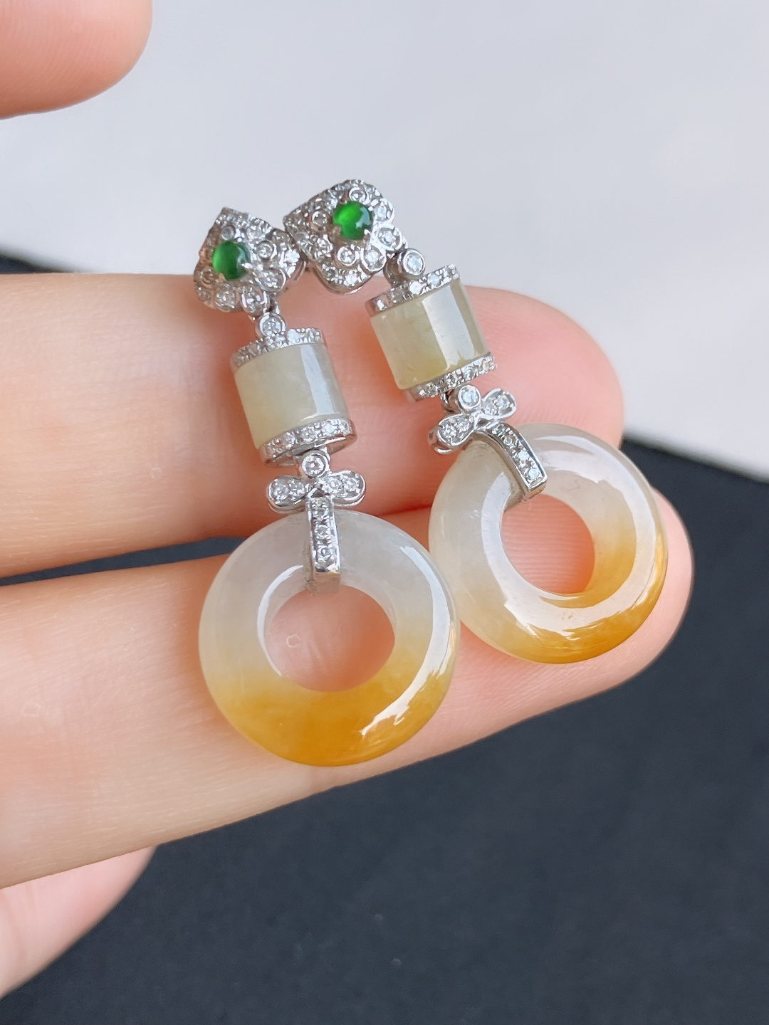 双彩耳环，简约时尚，尺寸37/14.3/4.5/自然光实拍