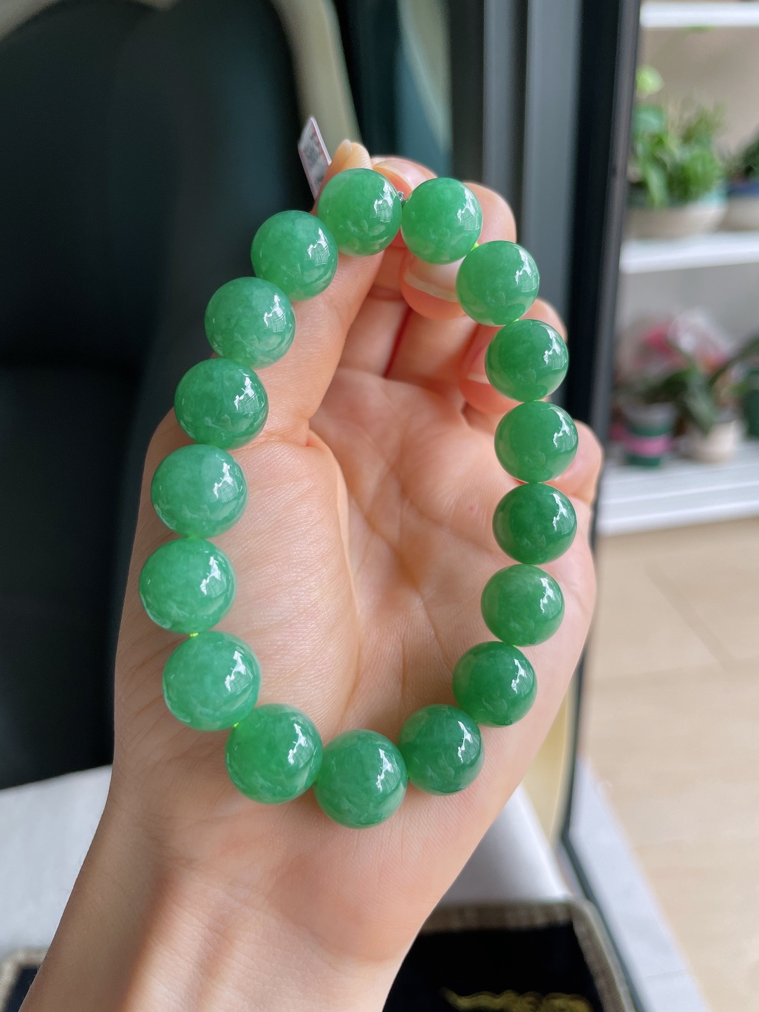 ️，天然翡翠A货，满绿手串，尺寸：12mm。【编4433】