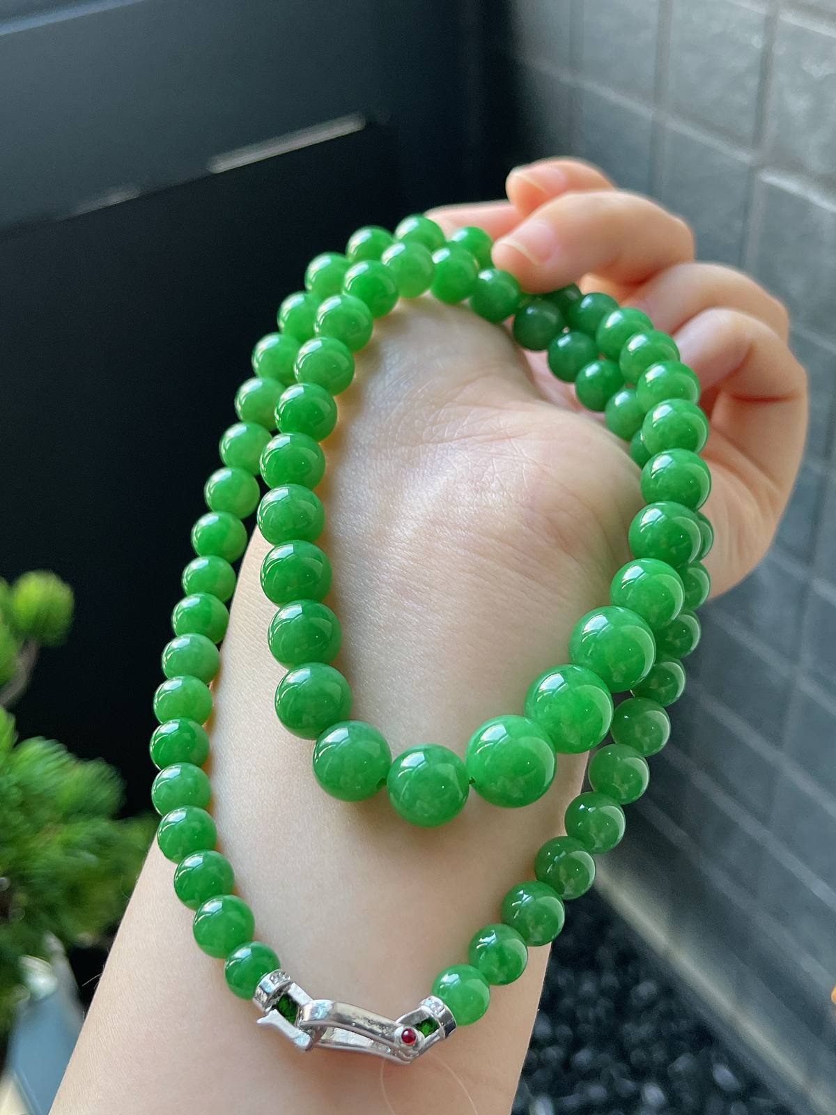 翡翠满绿塔珠项链