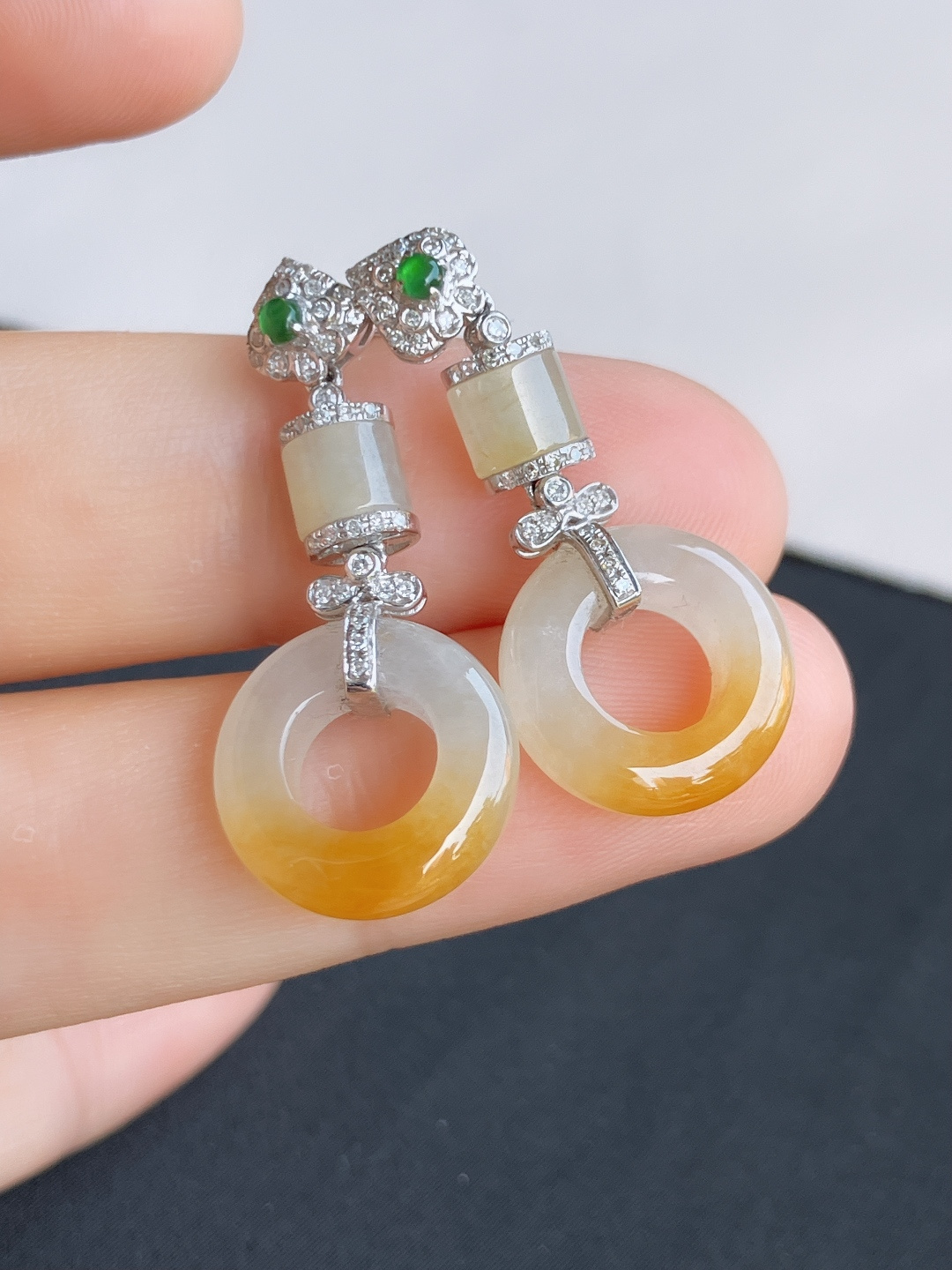 双彩耳环，简约时尚，尺寸37/14.3/4.5/自然光实拍