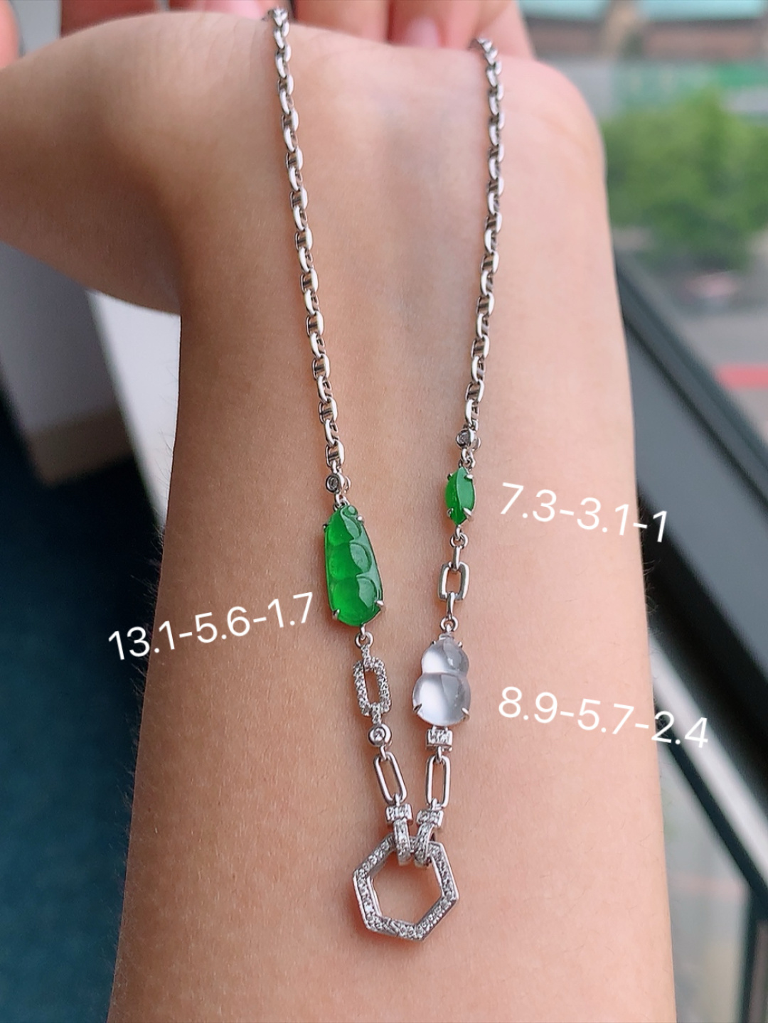 冰阳绿福豆锁骨链 色阳色艳 底子细腻水润 佩戴优雅精致 货号42724，7.3-3.1-1