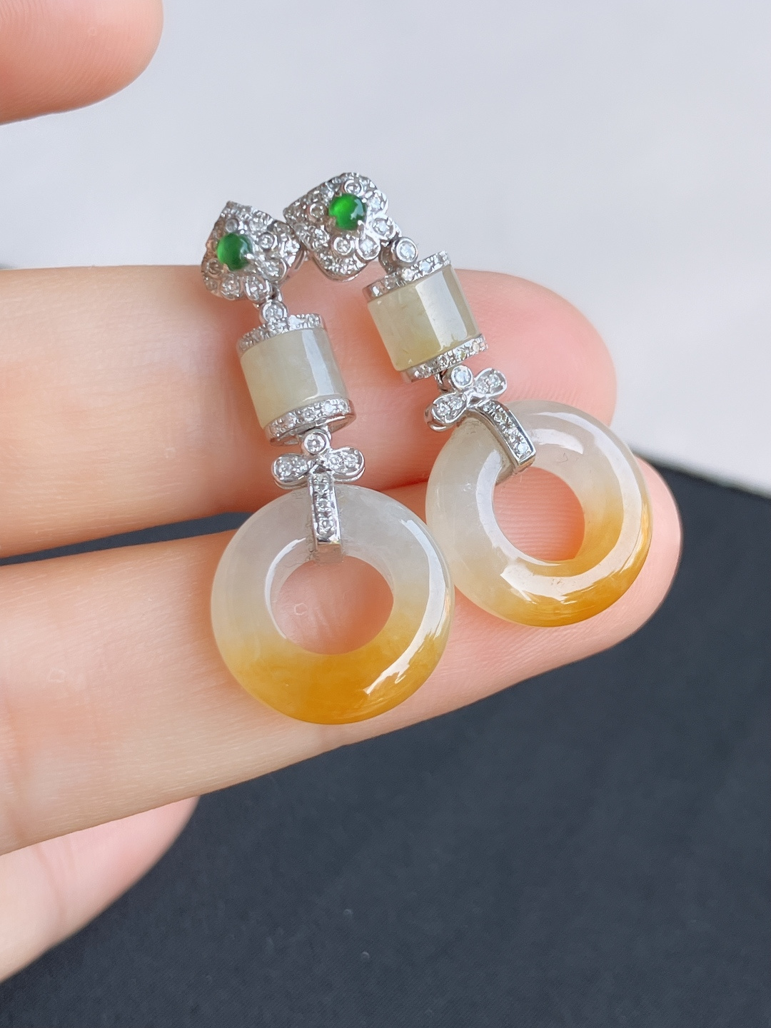 双彩耳环，简约时尚，尺寸37/14.3/4.5/自然光实拍
