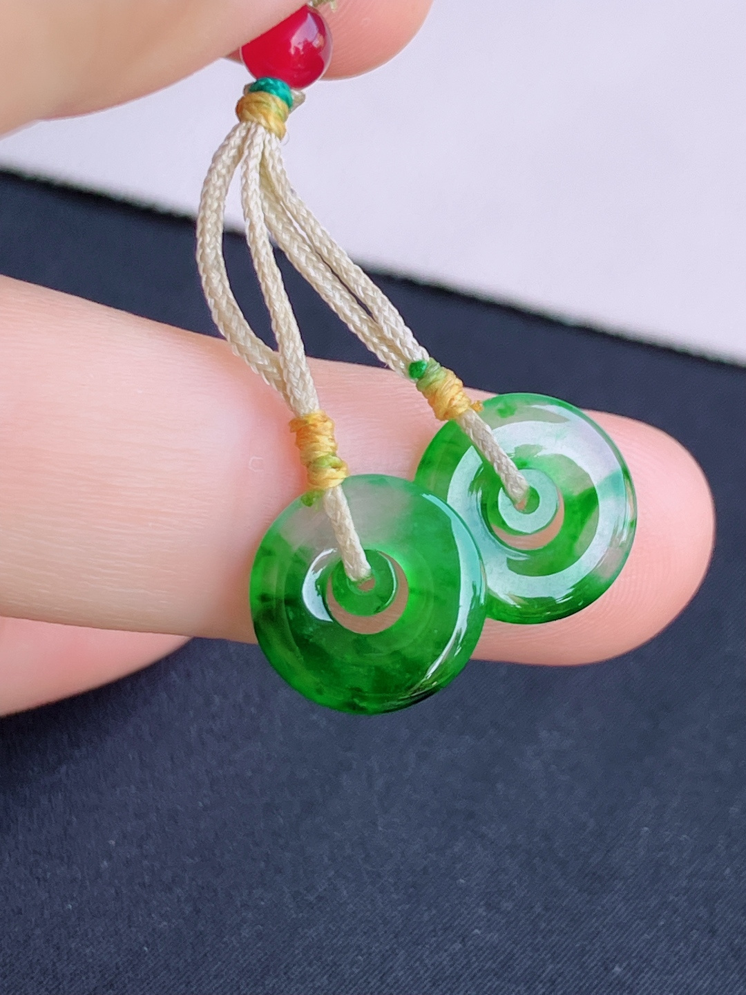 翠绿耳环，简约时尚，尺寸11/2.3/自然光实拍