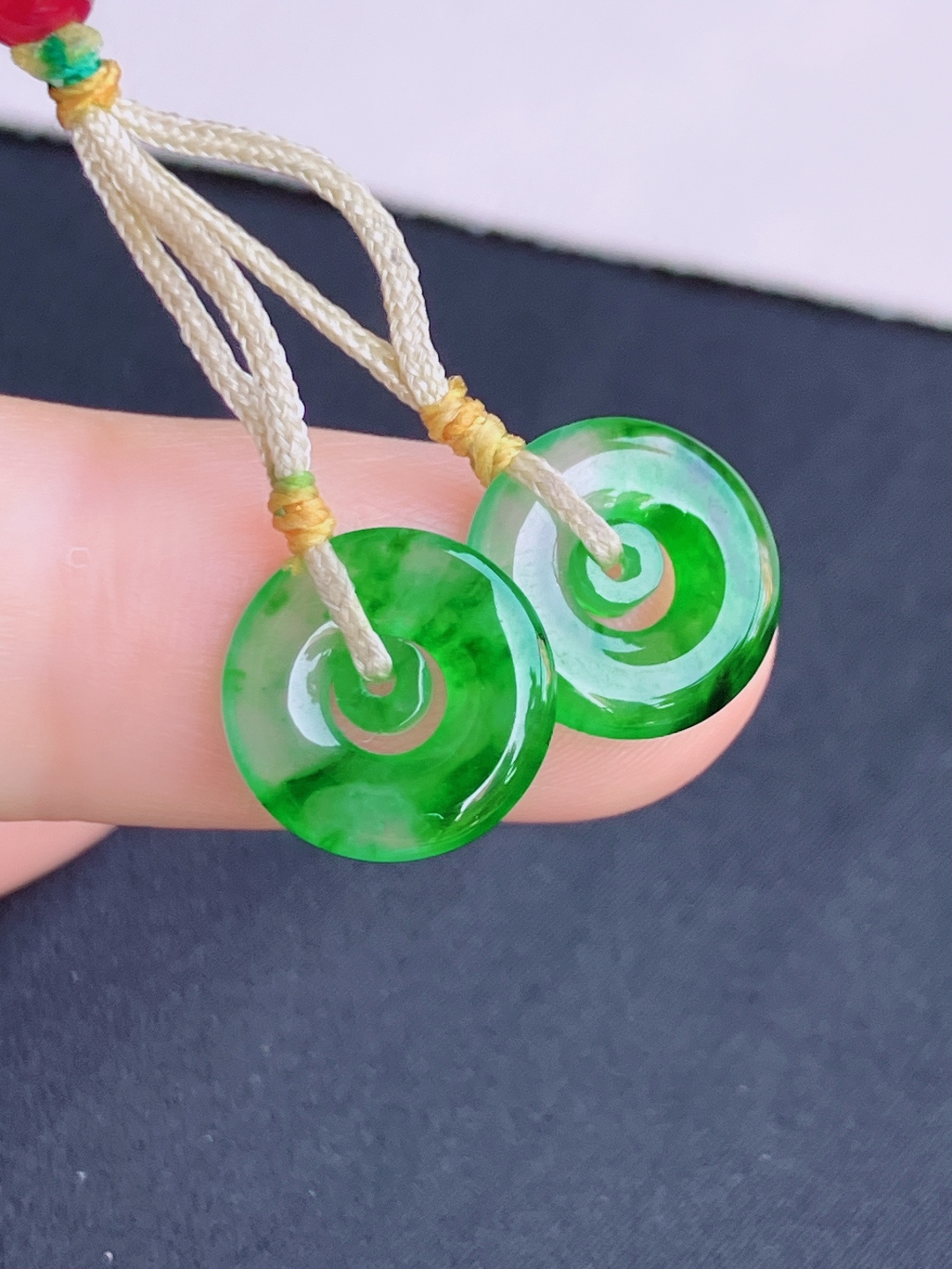 翠绿耳环，简约时尚，尺寸11/2.3/自然光实拍