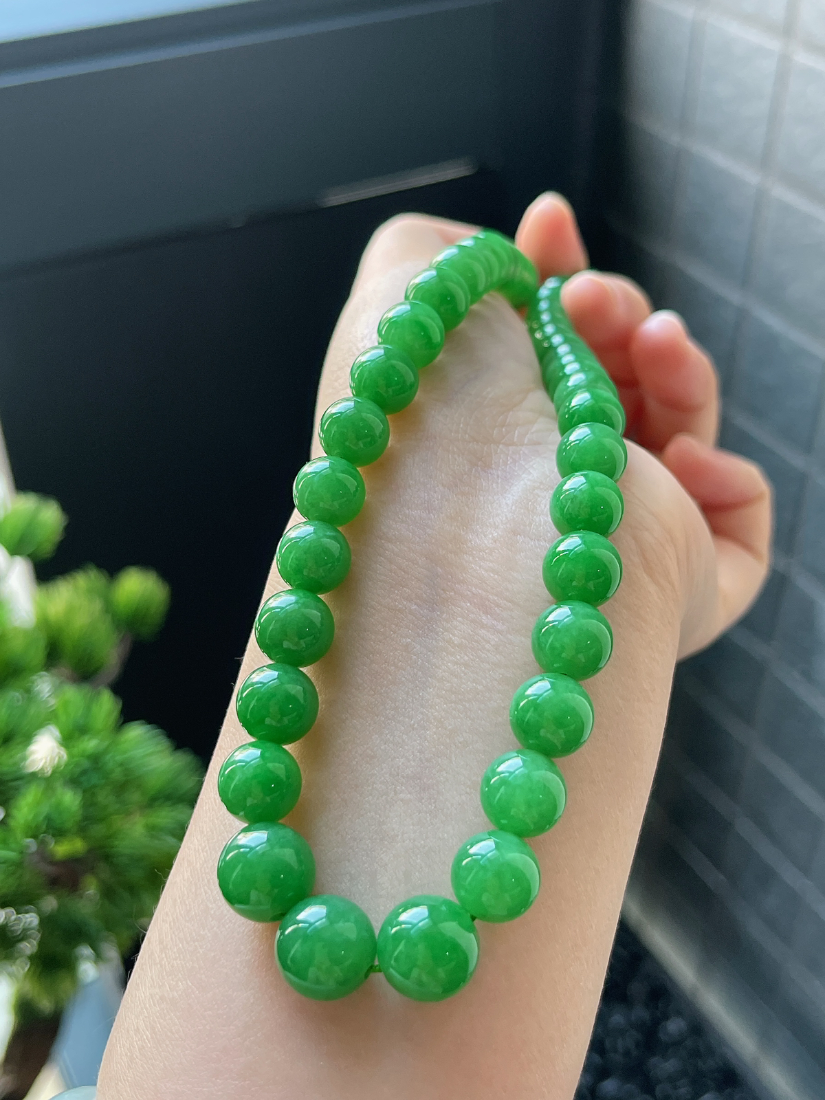 翡翠满绿塔珠项链