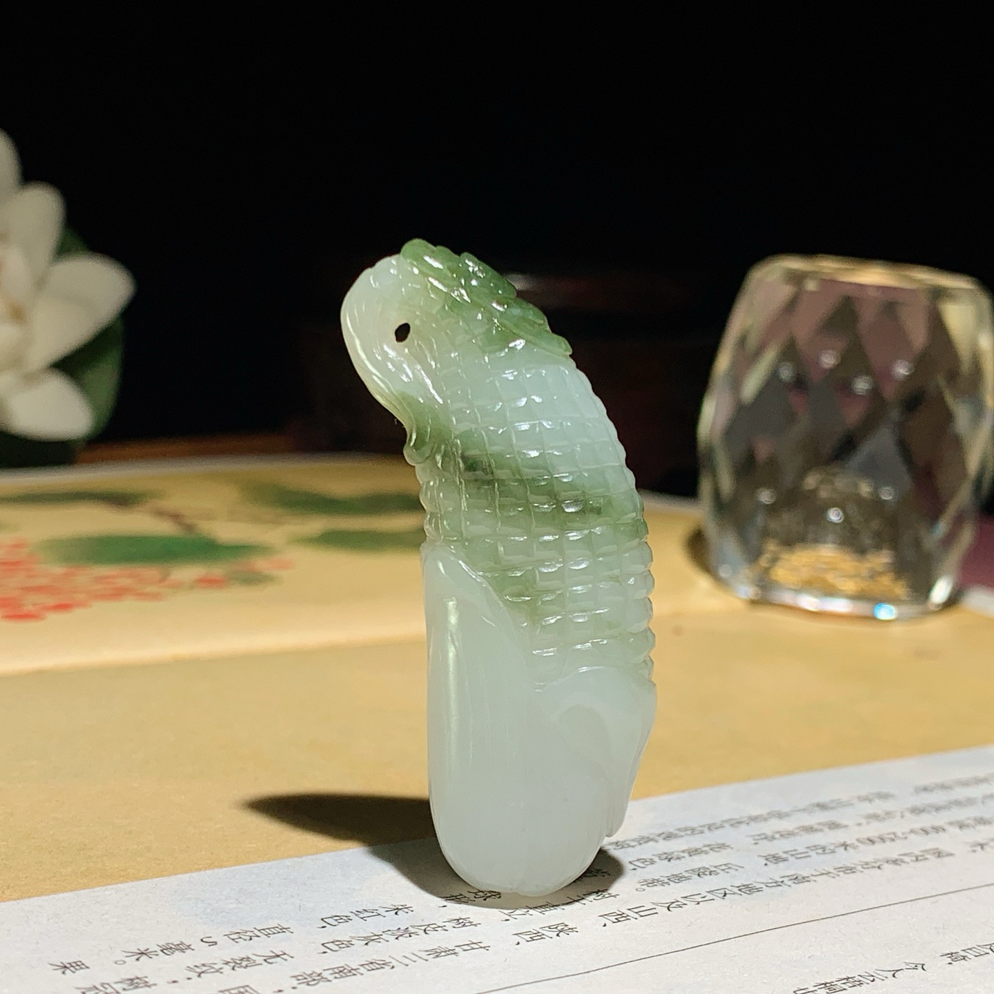 新疆和田玉蓝翠玉米挂件！尺寸52/18/13重22.5克。玉质细腻油润。手推出油。佩戴高端典雅。lt
