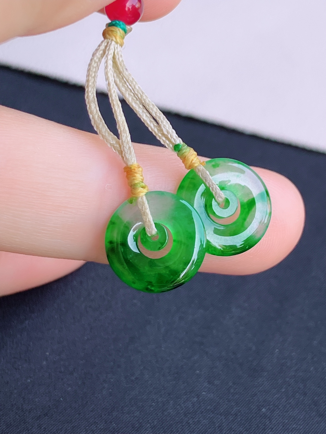翠绿耳环，简约时尚，尺寸11/2.3/自然光实拍