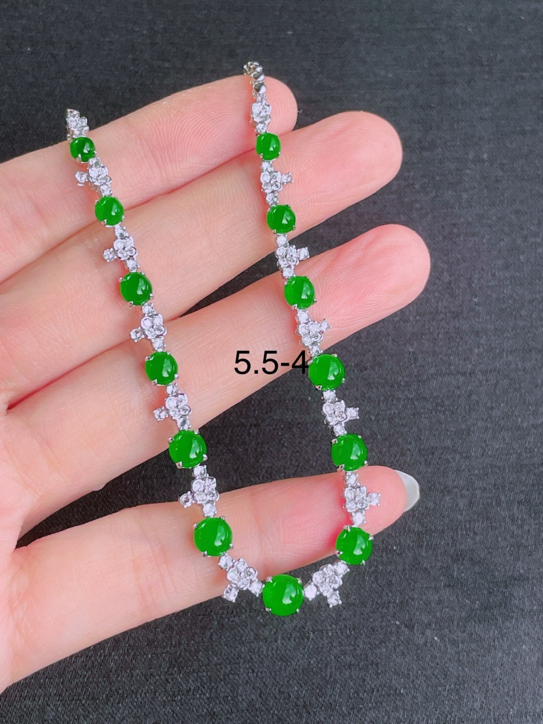 ️高冰绿蛋面项链，晶莹剔透，新颖时尚，5.5-4