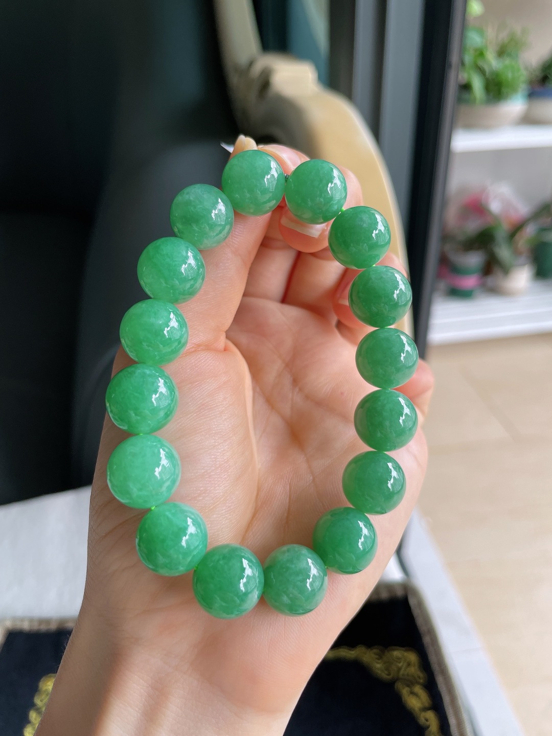 ️，缅甸天然翡翠A货，满绿手串，尺寸：13mm。【编4432】