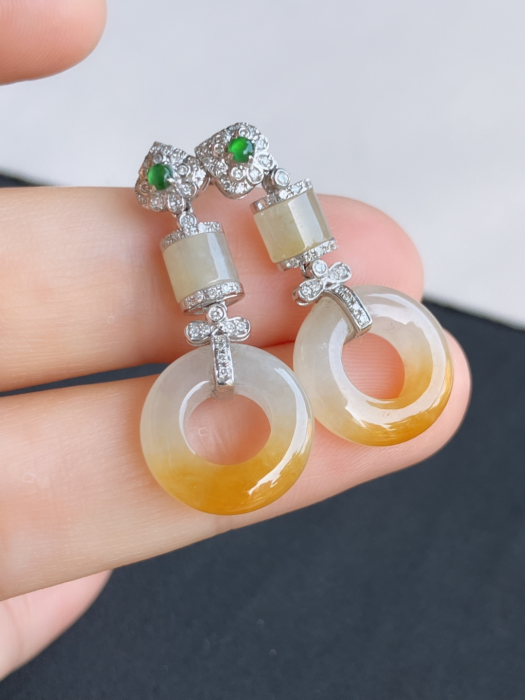 双彩耳环，简约时尚，尺寸37/14.3/4.5/自然光实拍