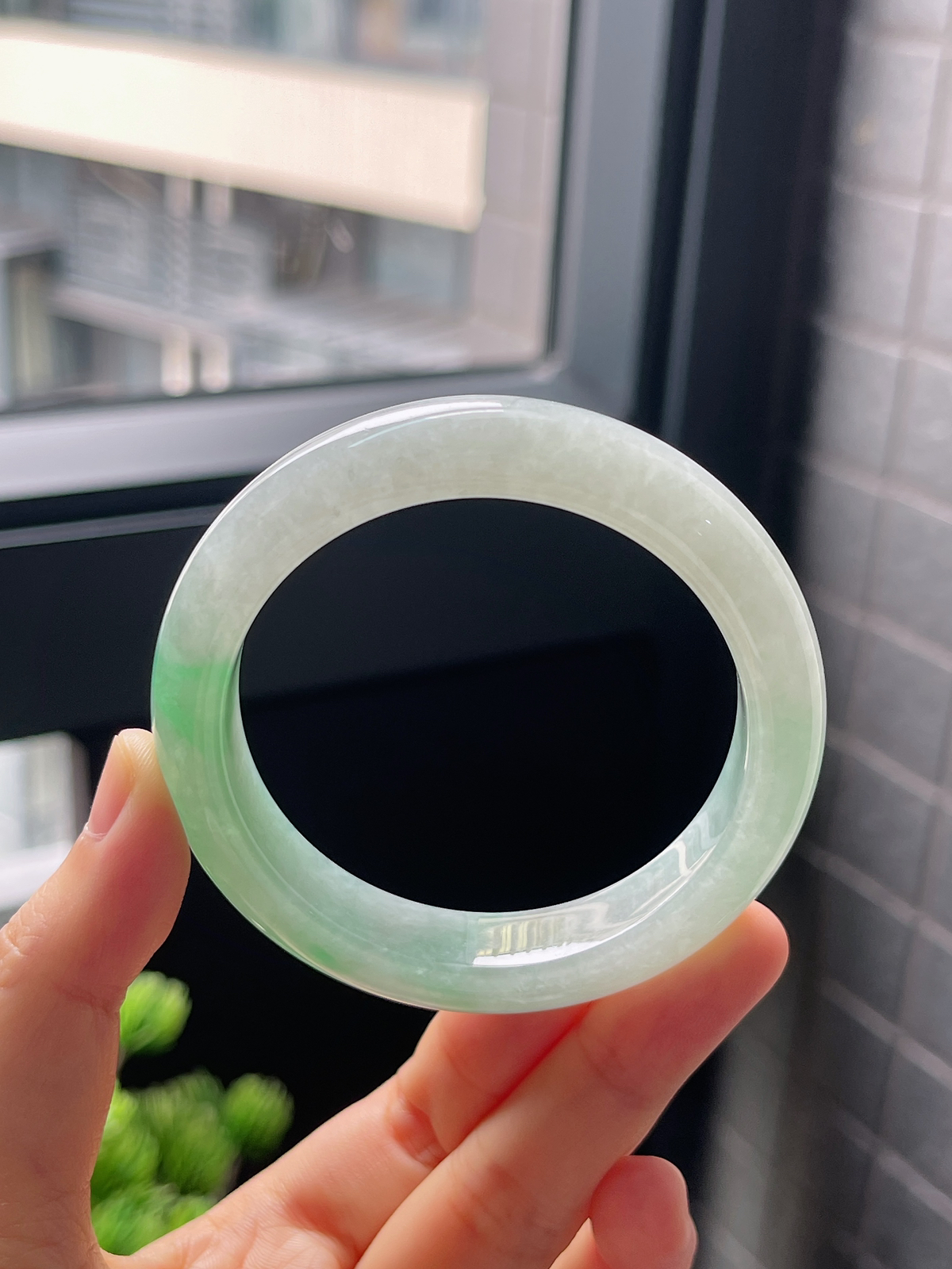 圈口52，冰糯种飘花翡翠正圈手镯