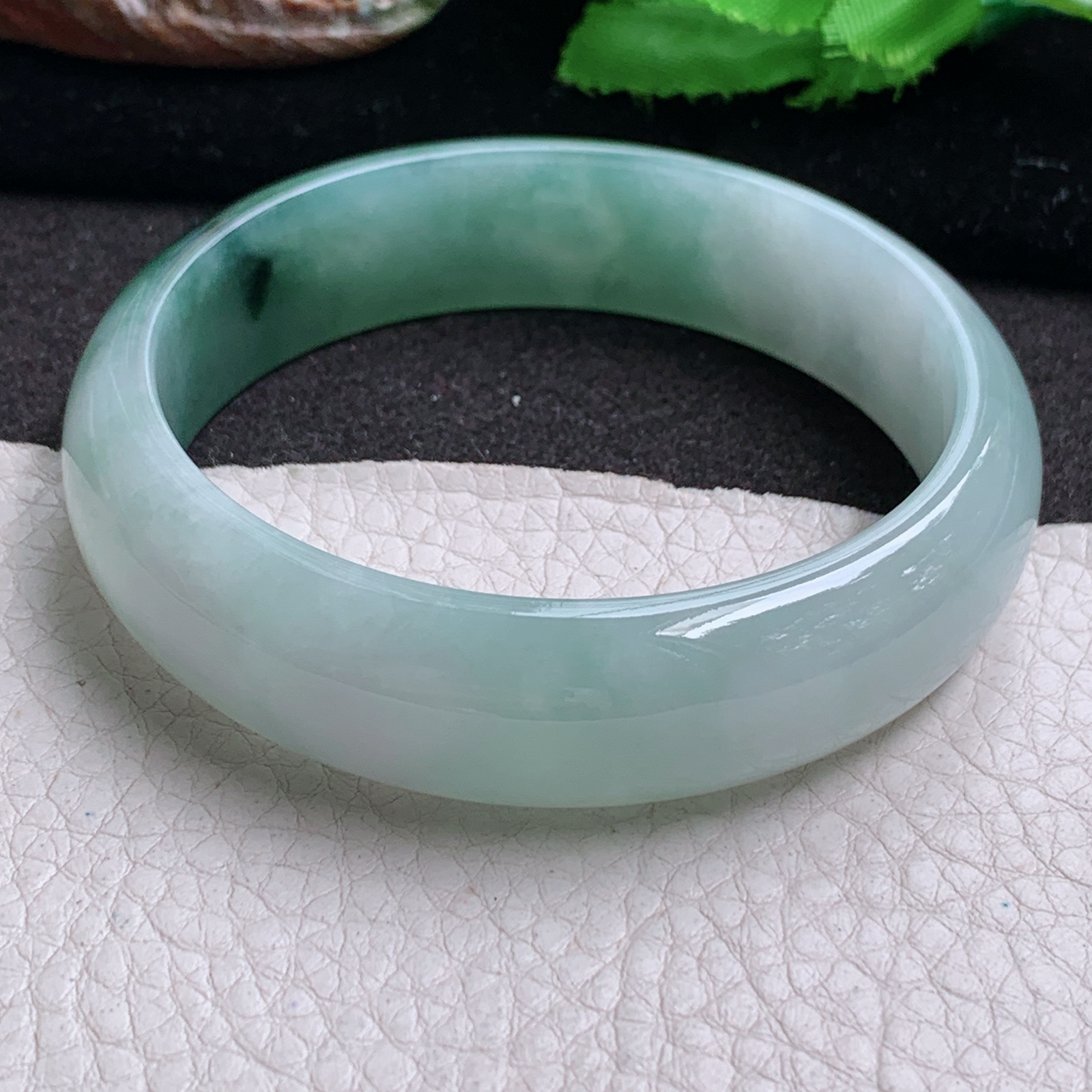 xc大圈口60*16*7.2轮胎镯 缅甸翡翠a货玉手镯飘花宽边玉手环