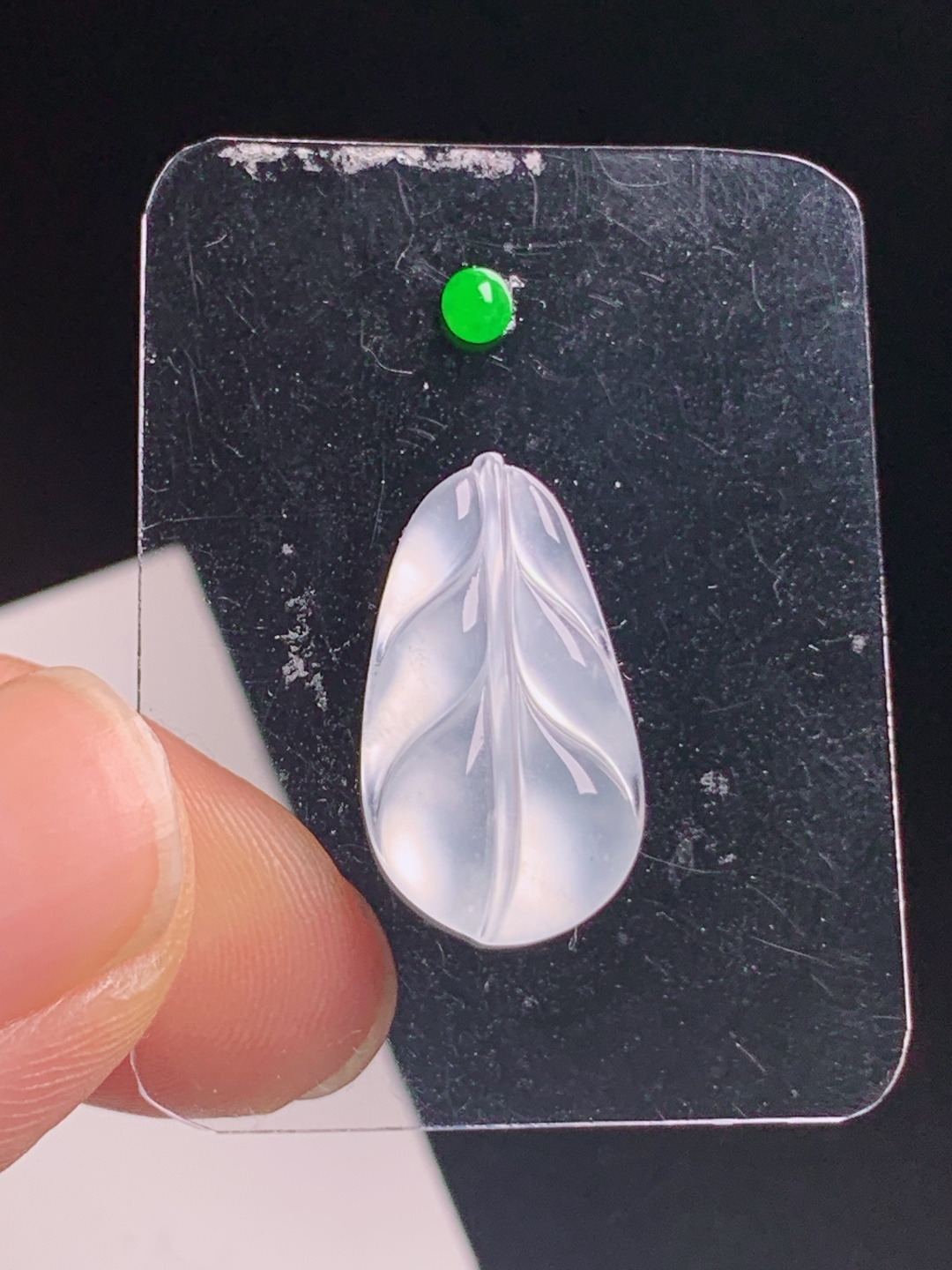 ️ 树叶裸石，通透起光质地细腻，线条流畅灵动