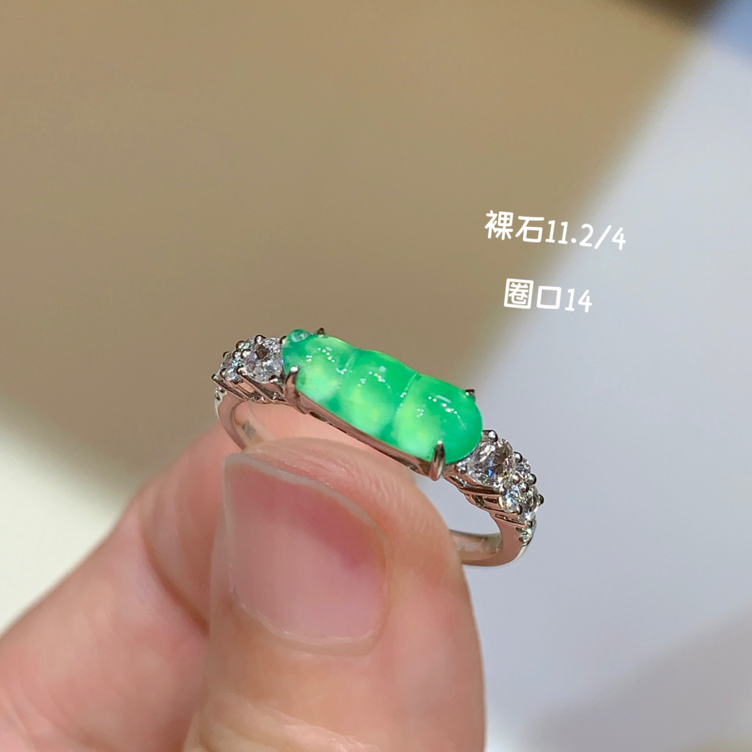 正冰阳绿福豆戒指 盈盈翠色 明媚起胶感，11.2-4