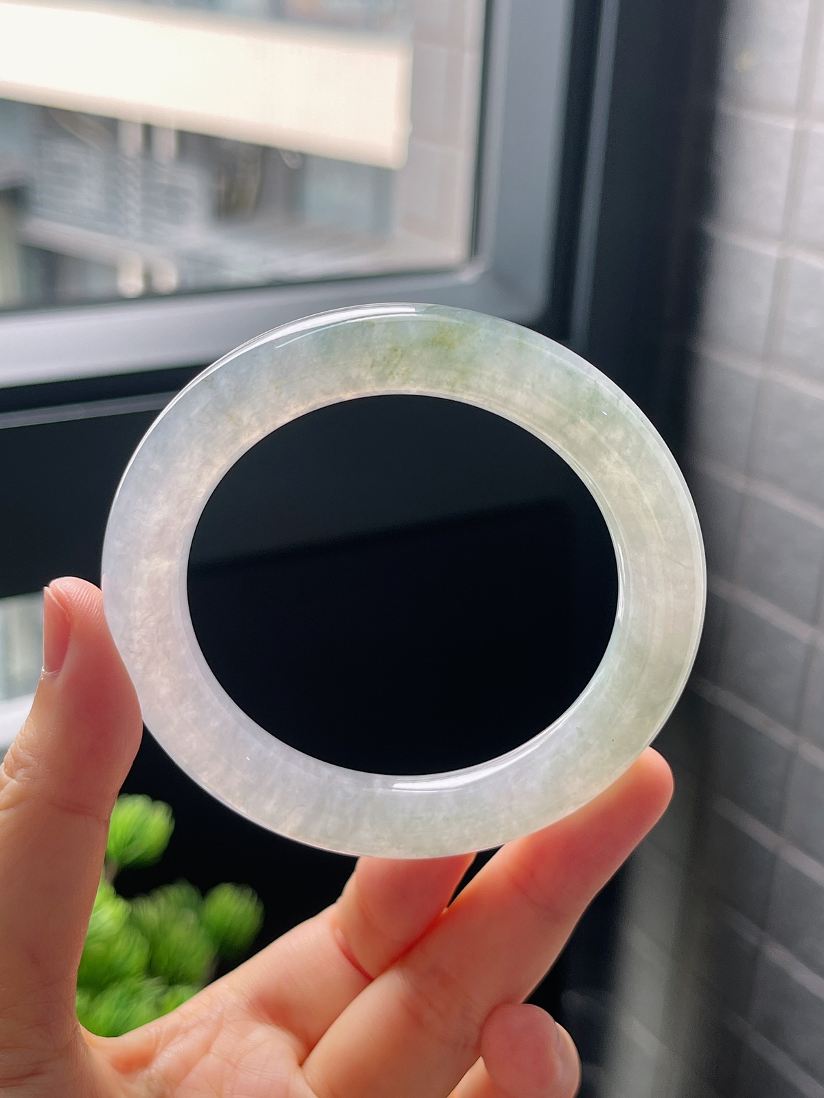 圈口52.8，冰糯种春带彩翡翠圆条手镯