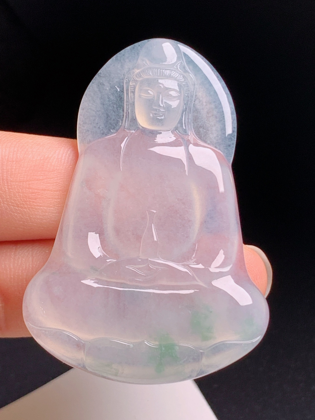 高冰飘花观音，玉质冰透起光，线条柔和雅致，雕工细腻大气 裸石53.8-37.1-5.8 02