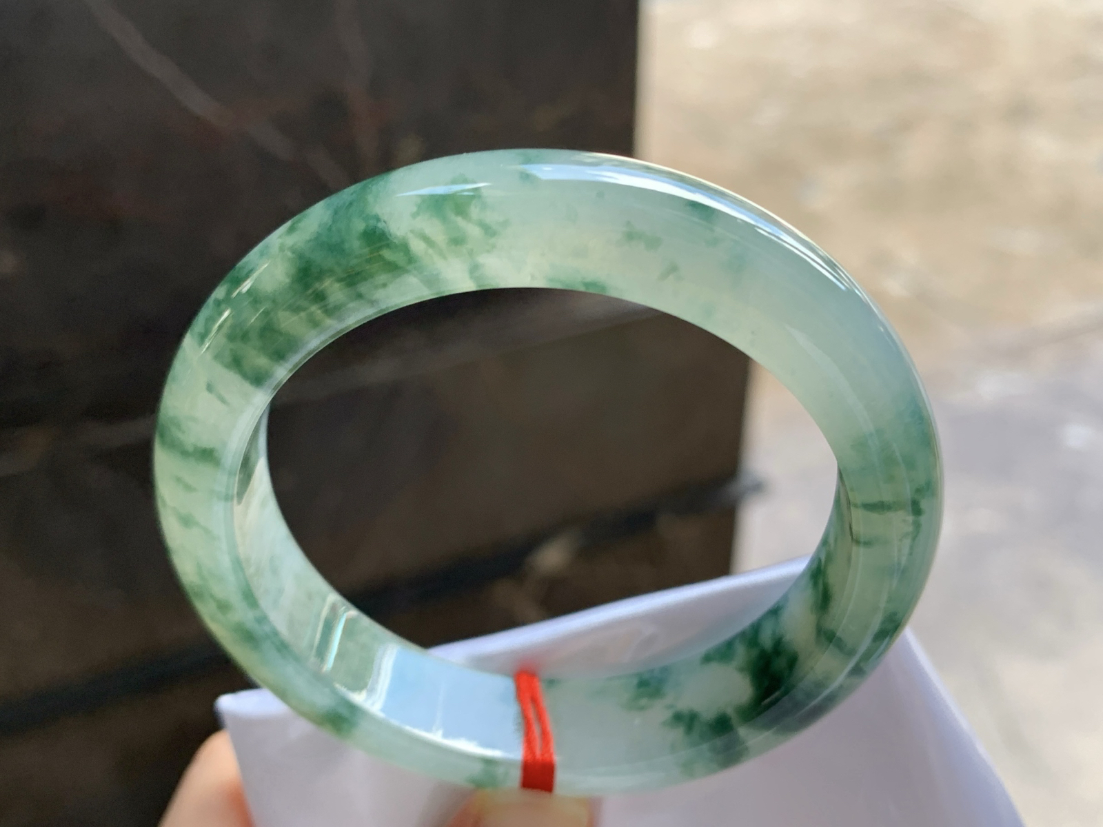 55-12.6-8.6
绿花手镯^_^飘花浓郁