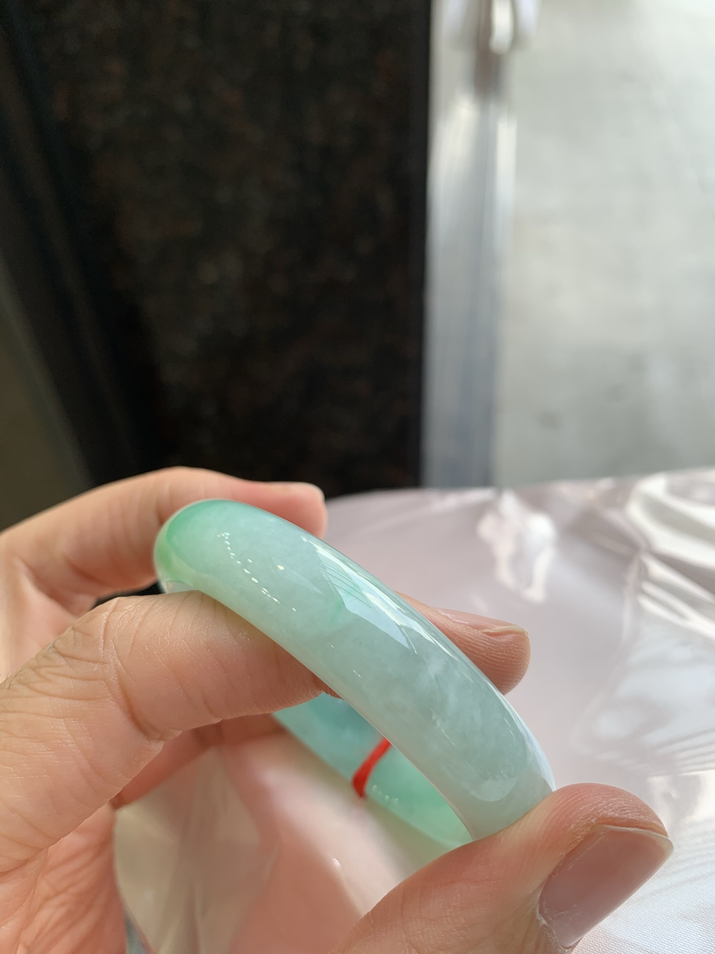 贵妃飘绿 微细纹 尺寸：52.5/45/12.5/7.3 小圈口