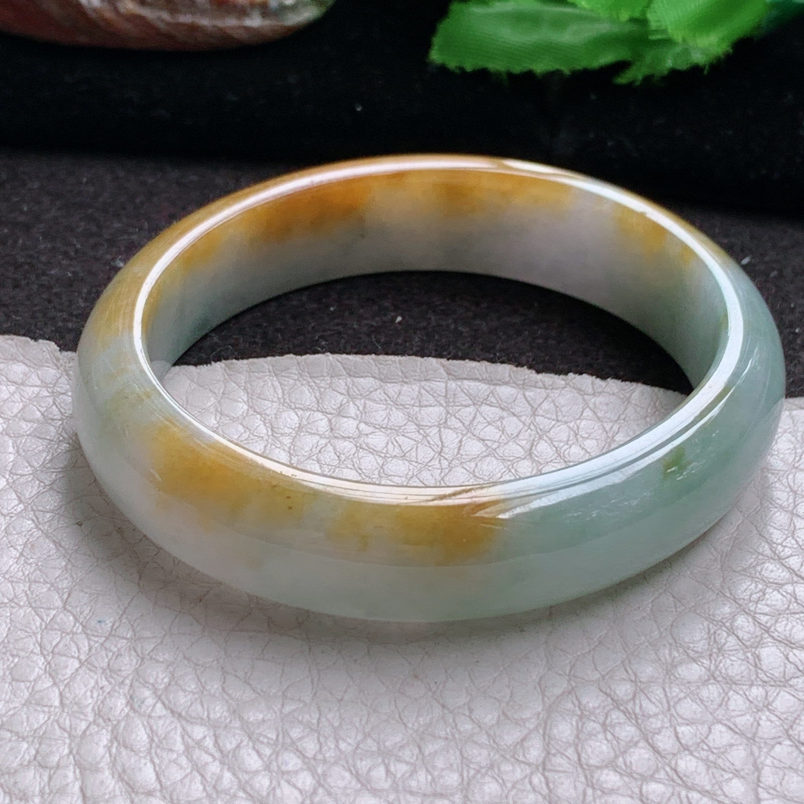 jm实拍57*50*12.5*7贵妃镯 缅甸翡翠a货玉手镯双彩宽边蛋形玉手环
