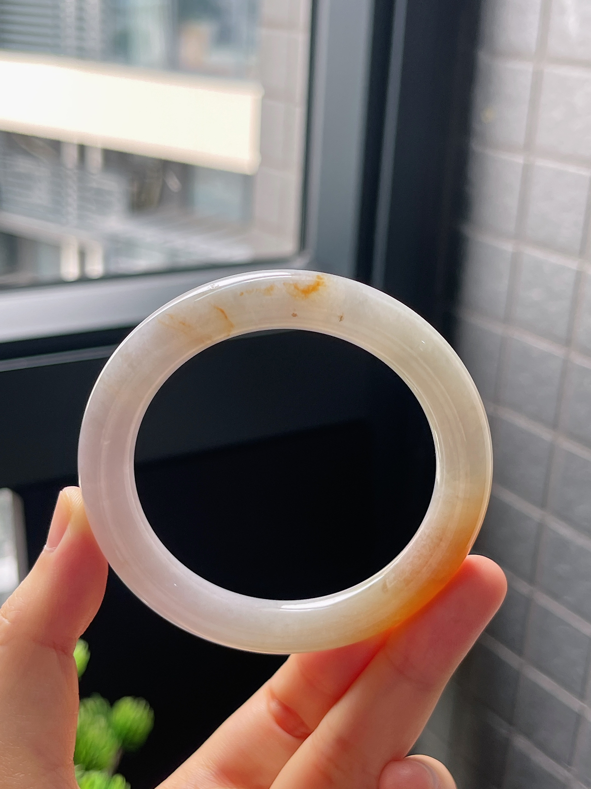 圈口52.5，糯化种黄翡圆条翡翠手镯