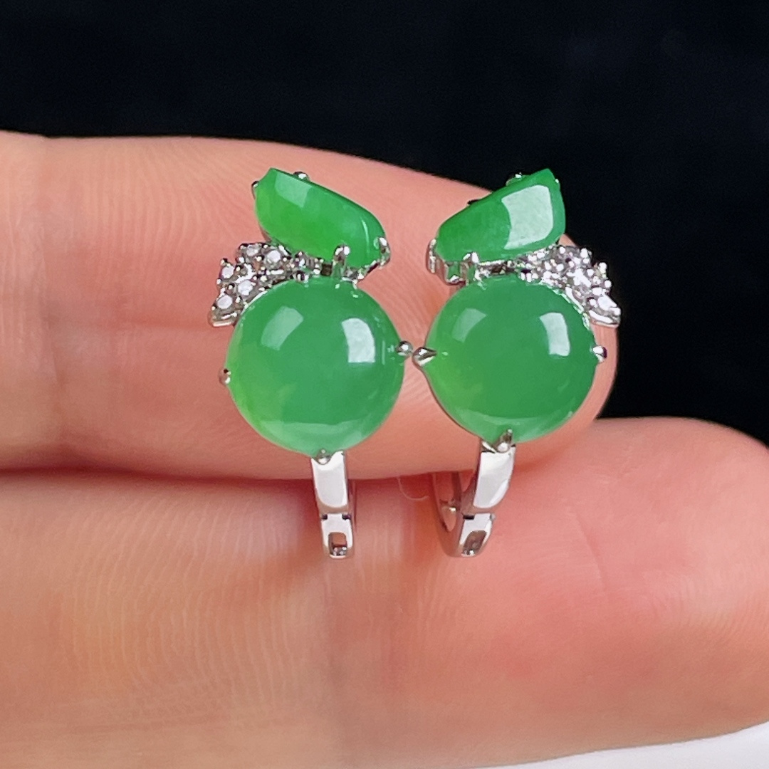 ️冰绿耳包，老种起光，细底通透，尺寸：13.3/8.3/3.8mm0727