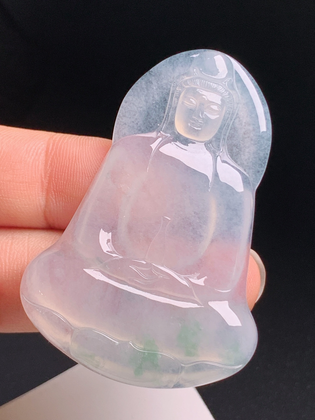 高冰飘花观音，玉质冰透起光，线条柔和雅致，雕工细腻大气 裸石53.8-37.1-5.8 02