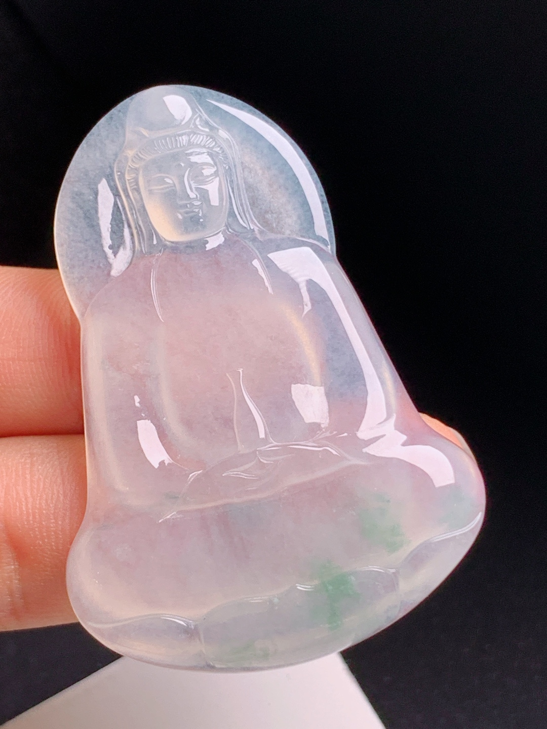 高冰飘花观音，玉质冰透起光，线条柔和雅致，雕工细腻大气 裸石53.8-37.1-5.8 02