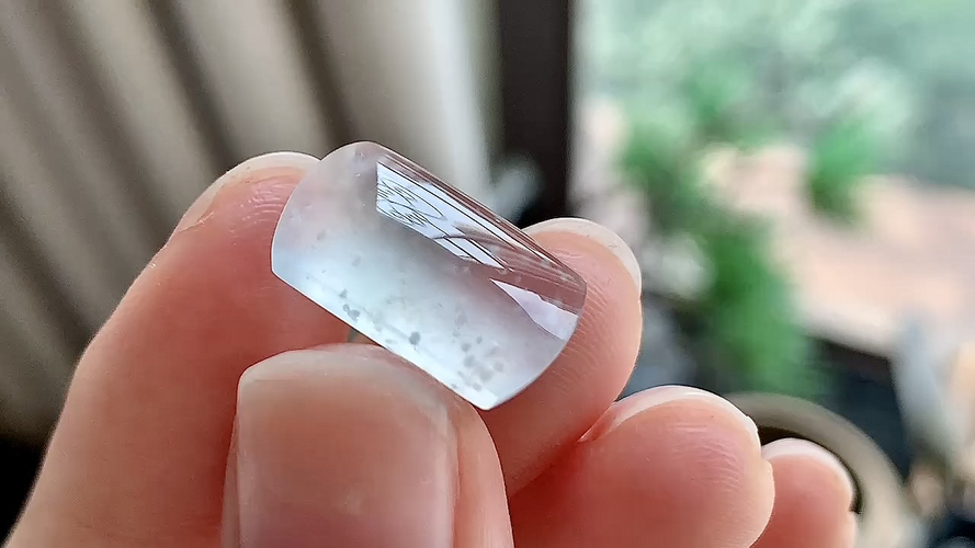 ️天然翡翠，冰种马鞍戒面，雪花棉无裂，尺寸16-9-5.2 xf725