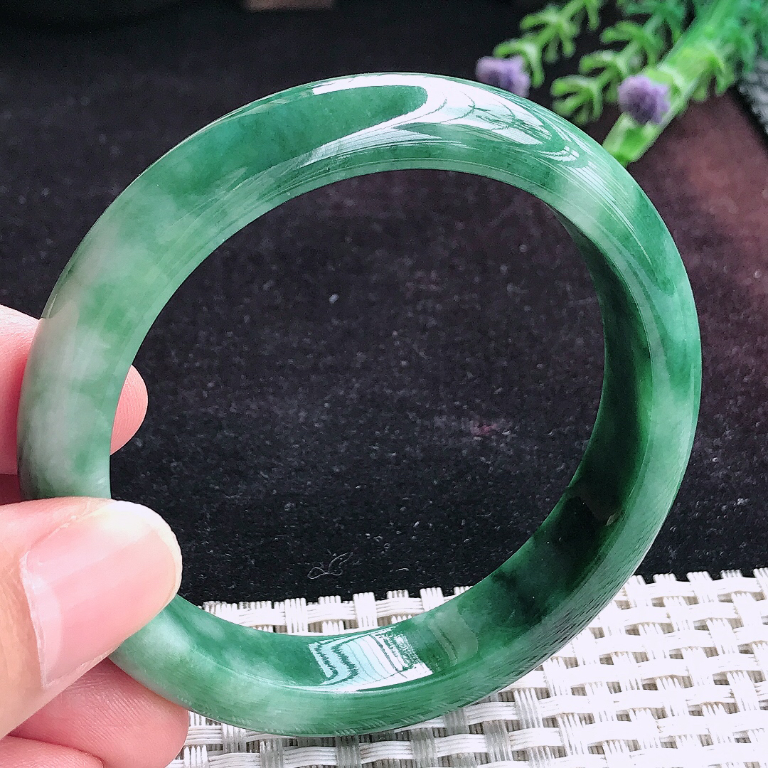 实拍A货翡翠56.5/12.8/8老坑温润特色飘花手镯宽边玉镯平安镯手环
