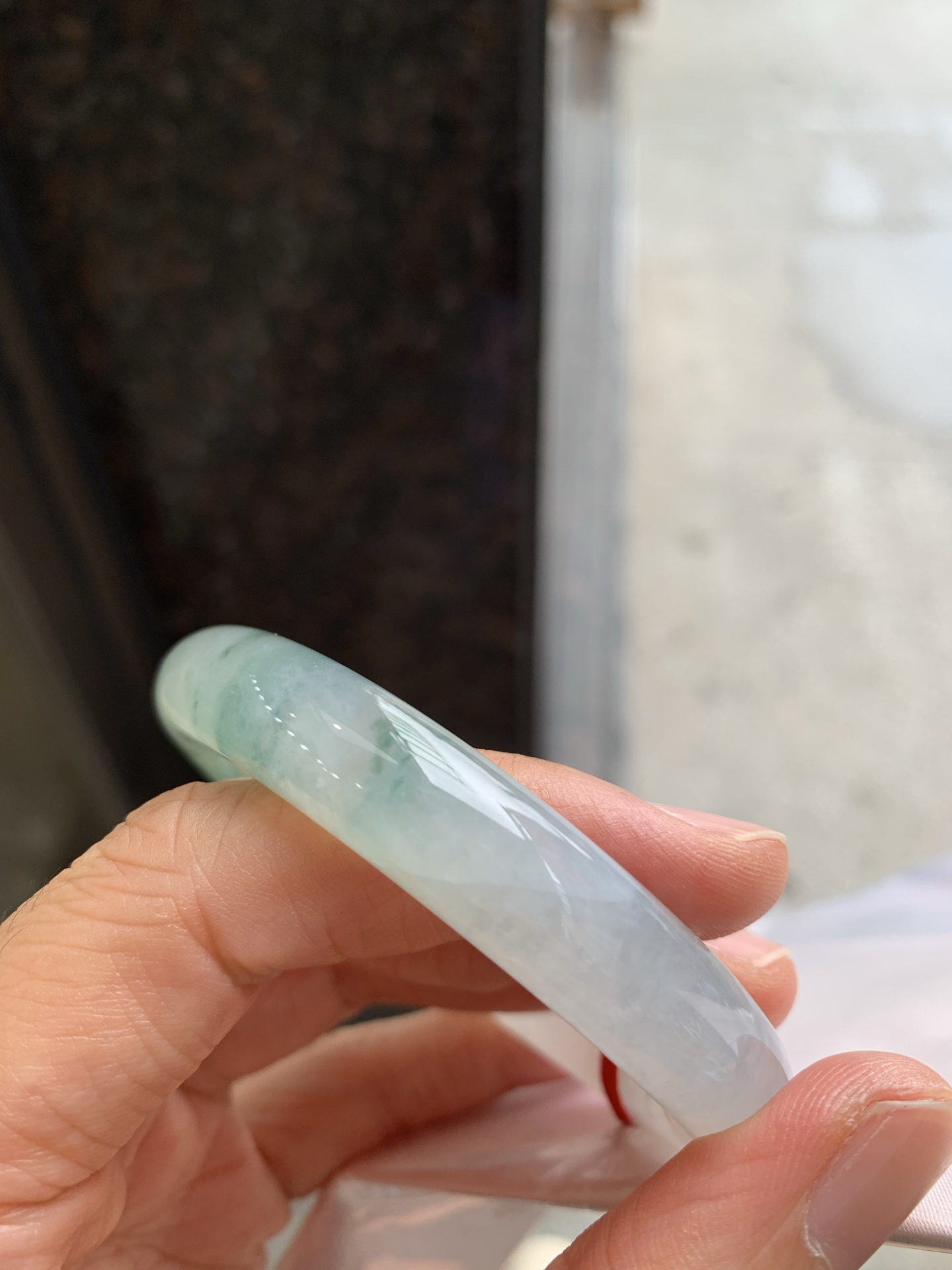 圆条冰飘花 有纹裂 尺寸：52.4/10.8 花色漂亮