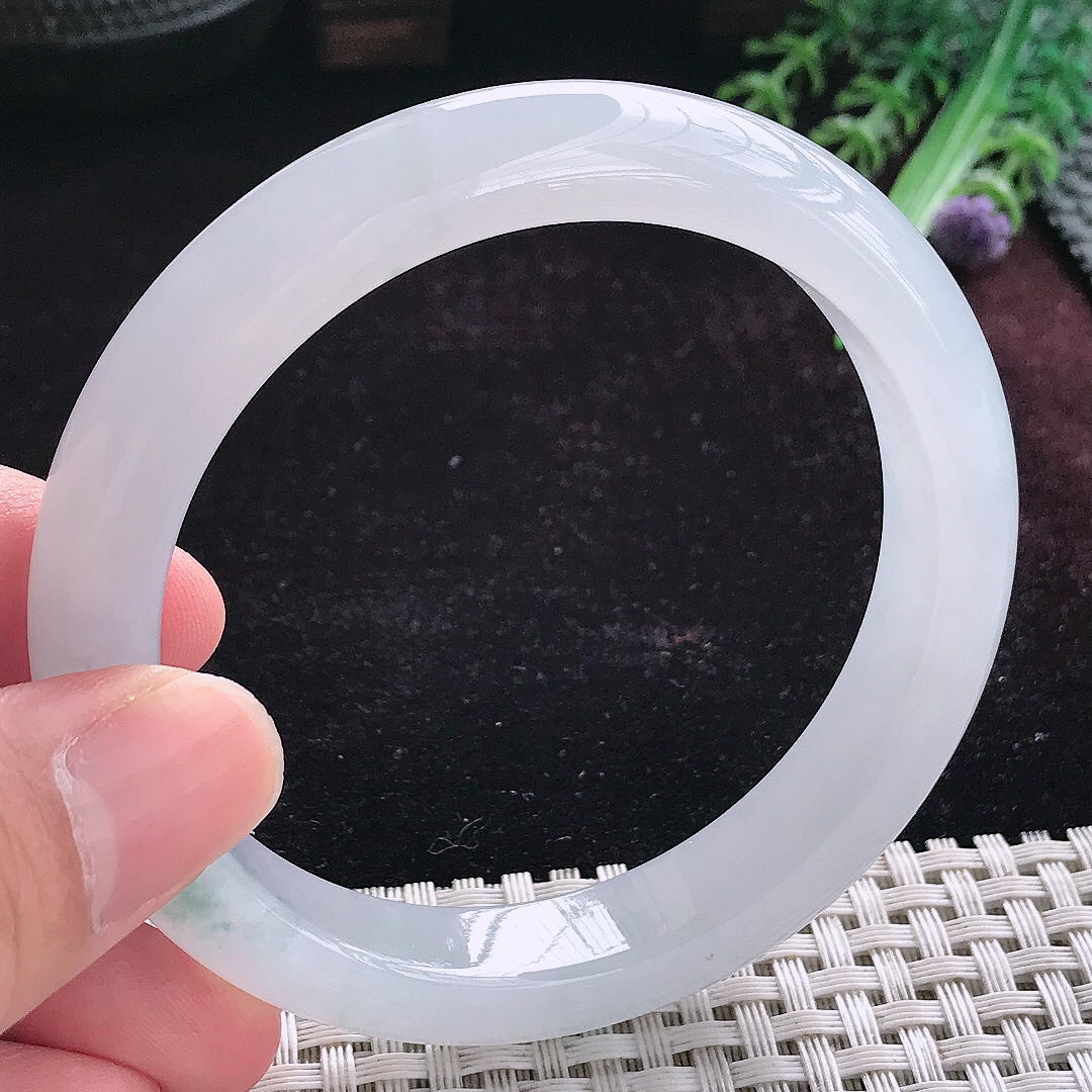 实拍A货翡翠58/11.8/8.5老坑冰纯起胶冰飘花手镯宽边玉镯平安镯