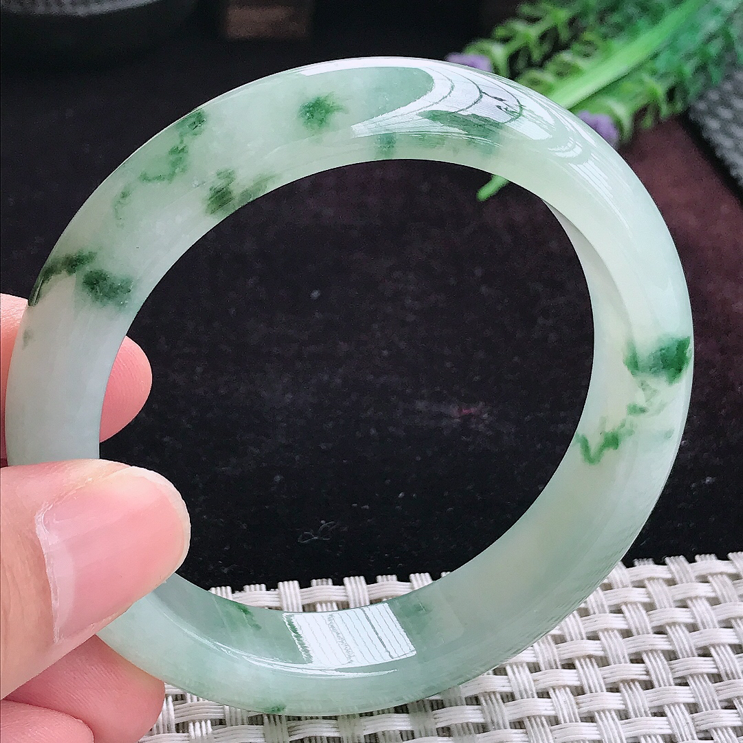 实拍A货翡翠57/13.3/8.5老坑冰润起胶冰飘花手镯宽边玉镯平安镯手环