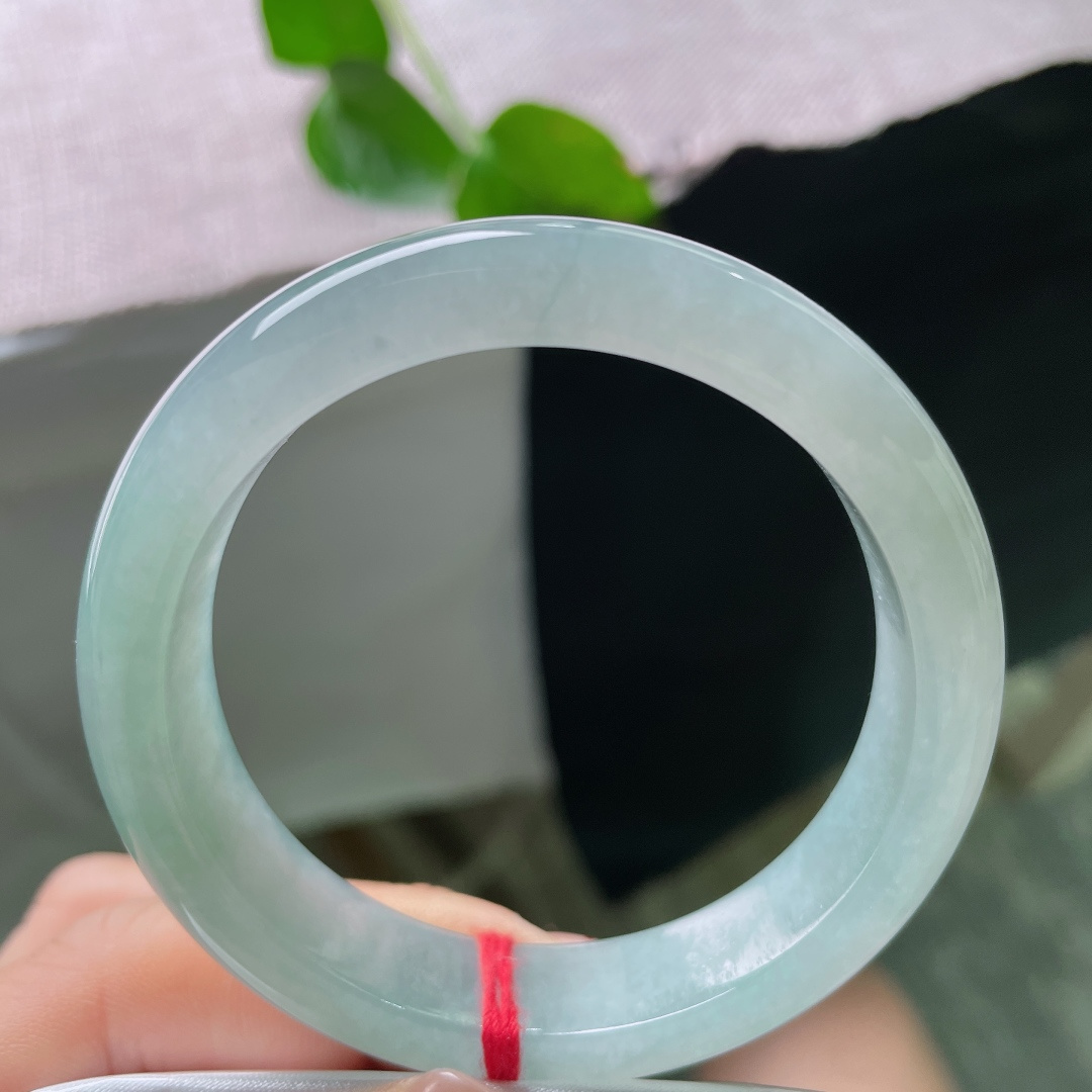 52.5/12.2/7.4，冰蓝正圈，水头好，水光潋滟晴方好，山色空蒙雨亦奇，种老，无裂，56014a