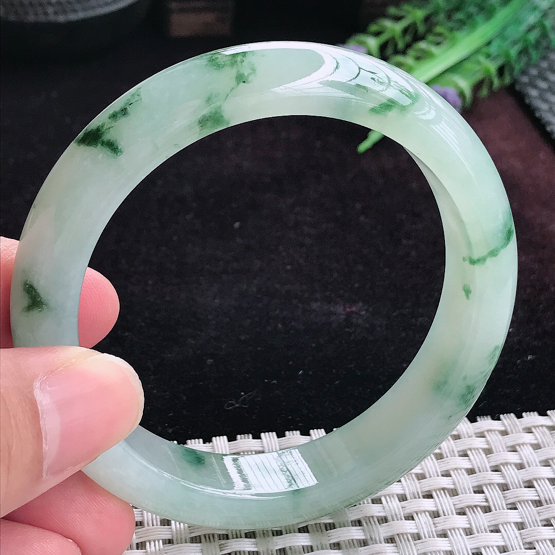 实拍A货翡翠57/13.3/8.5老坑冰润起胶冰飘花手镯宽边玉镯平安镯手环