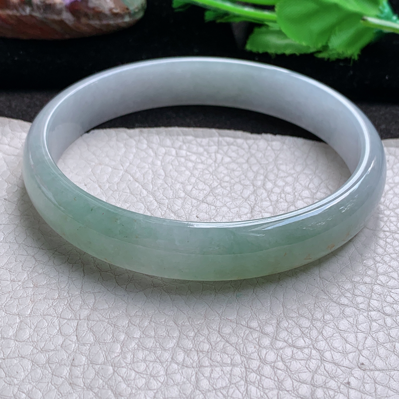 z大圈口77*14.2*6.8招财臂镯 缅甸翡翠a货玉手镯半山水宽边玉手环
