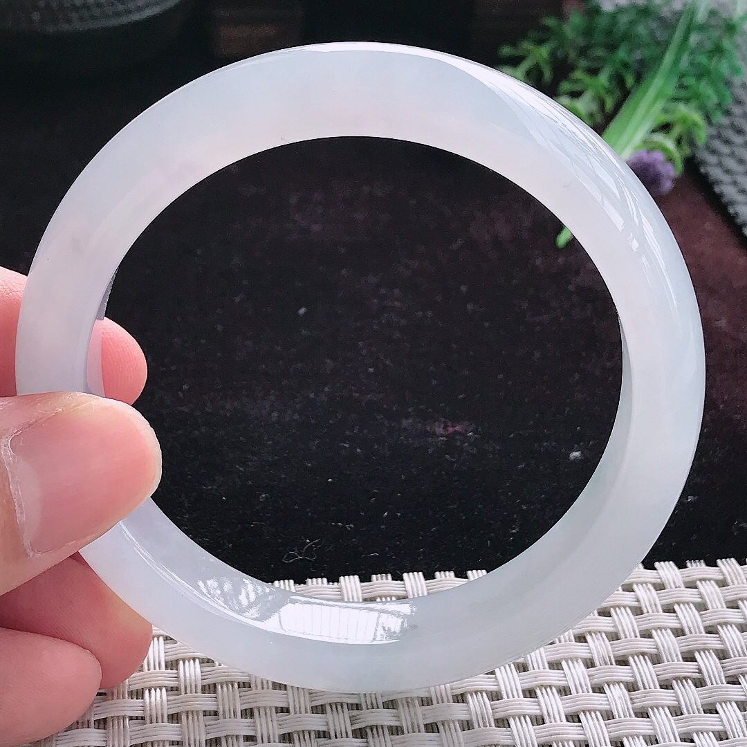 实拍A货翡翠58/11.8/8.5老坑冰纯起胶冰飘花手镯宽边玉镯平安镯