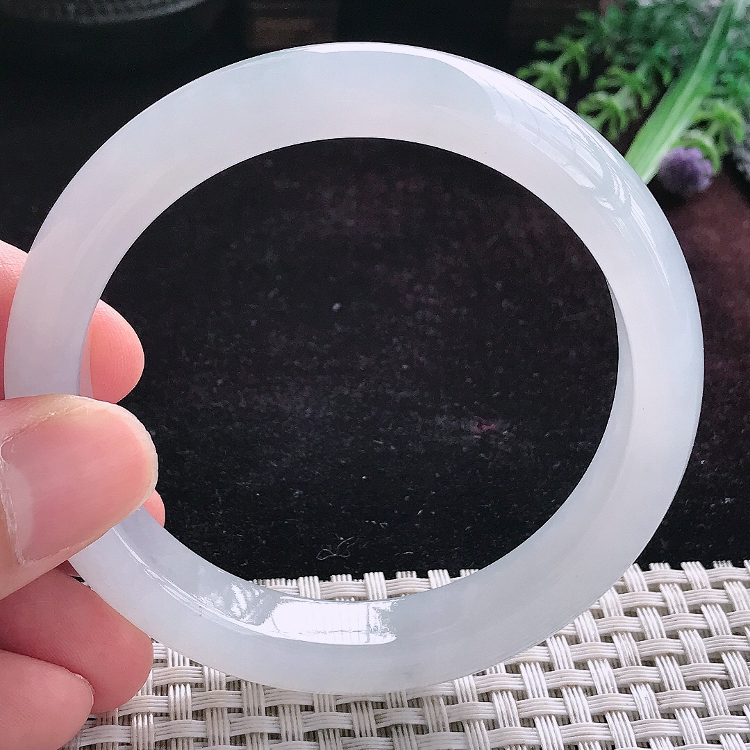 实拍A货翡翠58/11.8/8.5老坑冰纯起胶冰飘花手镯宽边玉镯平安镯
