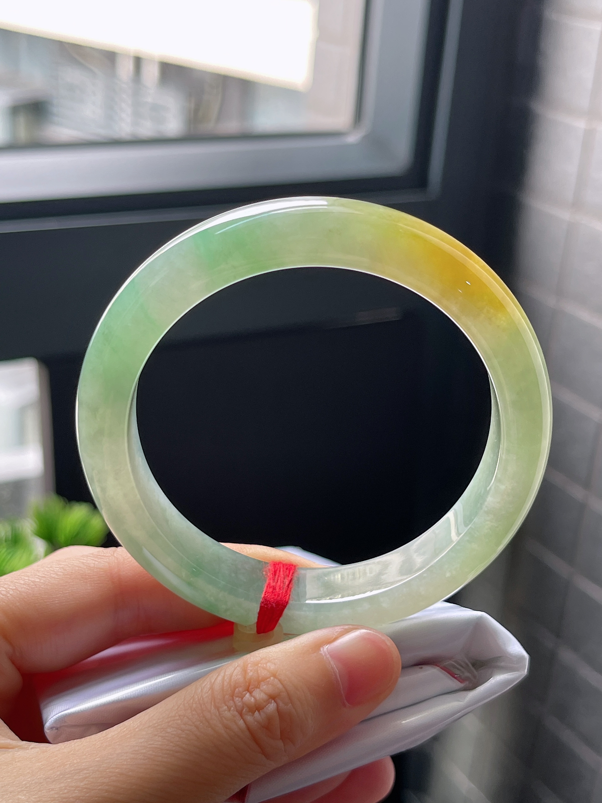 圈口58.3，冰糯种黄加绿翡翠正圈手镯