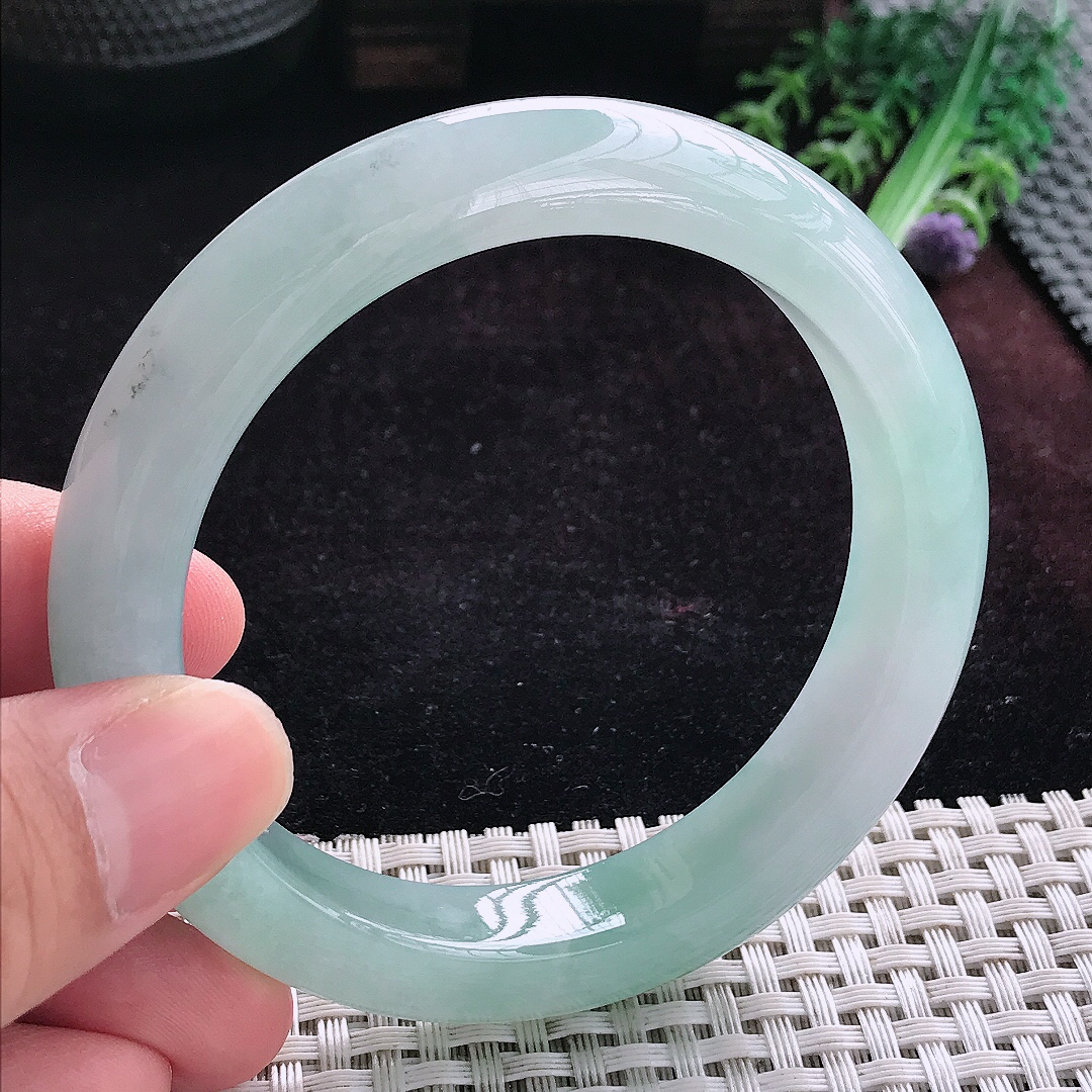 实拍A货翡翠58.5/12.3/9.3老坑冰胶天空蓝手镯宽边玉镯平安镯手环