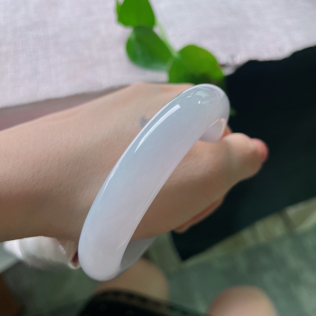 57.9/13.2/8.2，冰紫正圈，水头好，种老，浪漫唯美，清雅，有纹，55898a